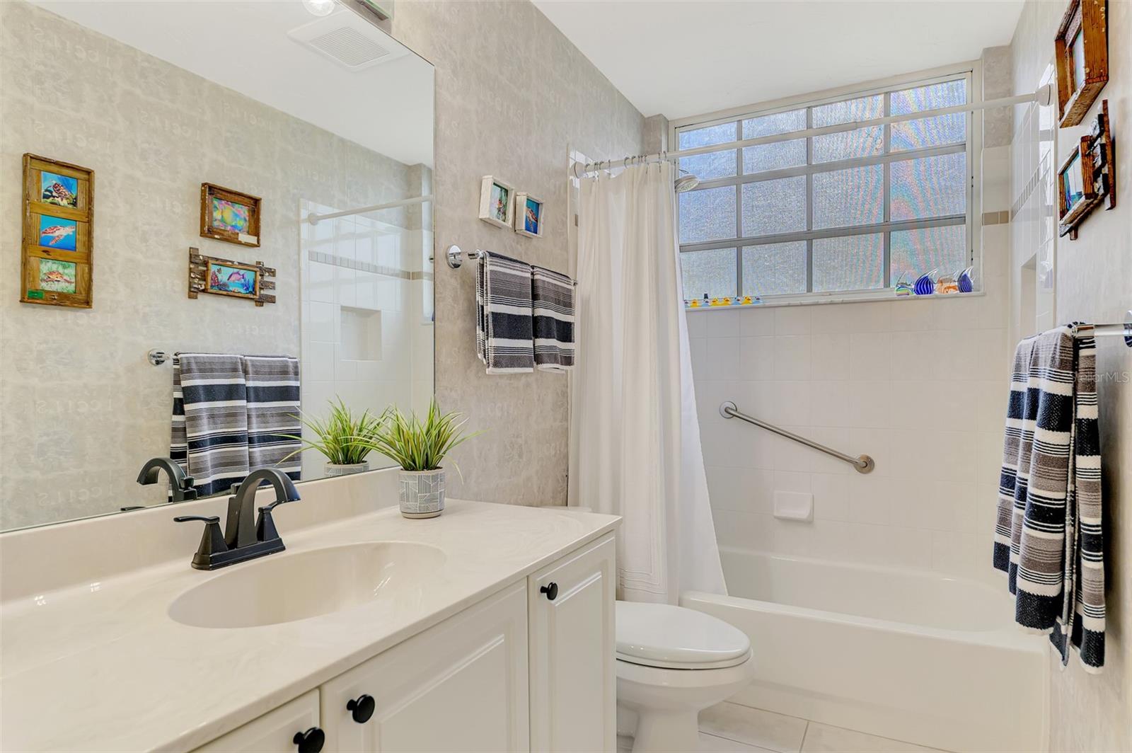 Image 44 of 56 For 5854 Fairwoods Circle