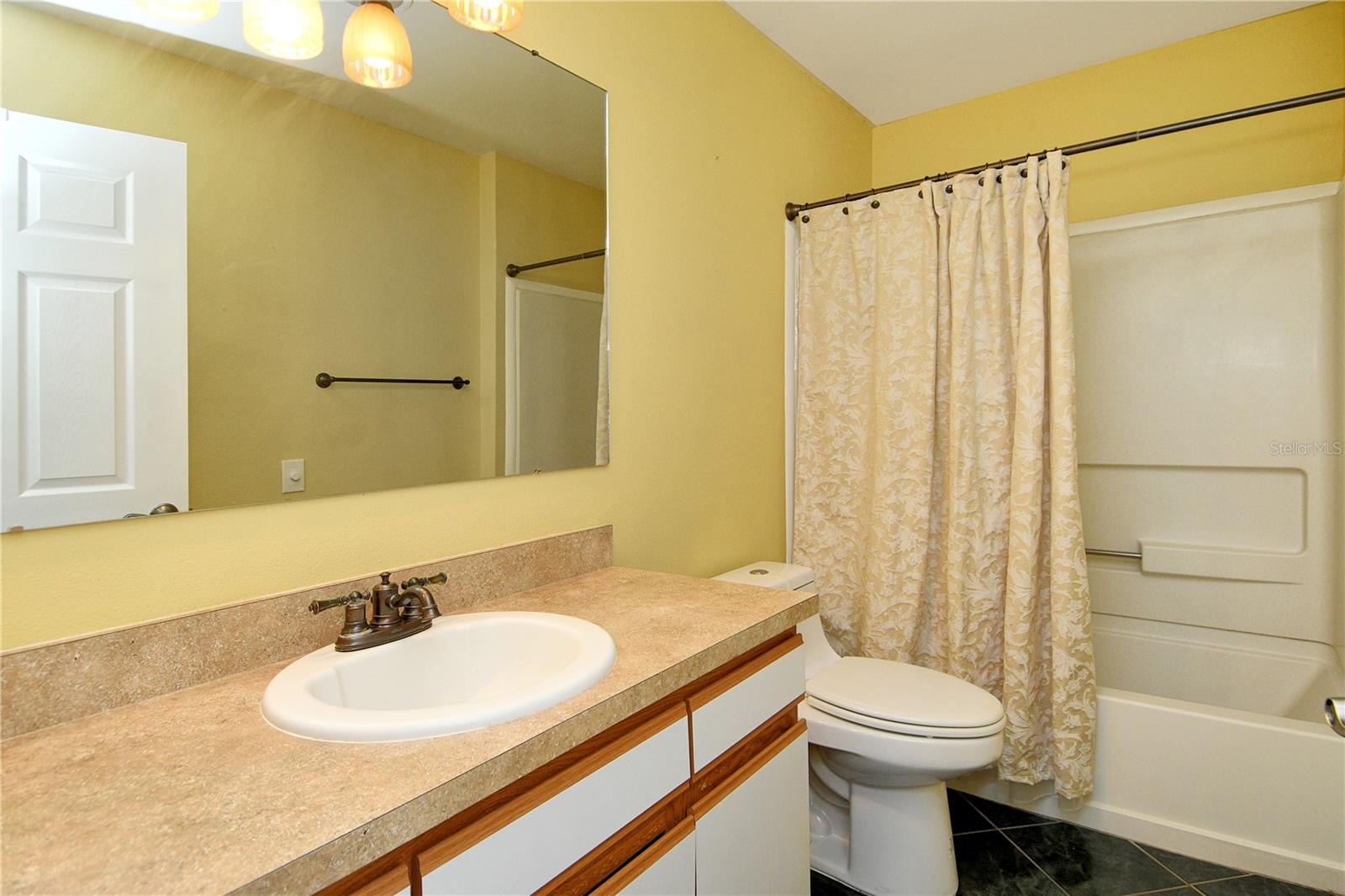 Image 32 of 51 For 210 113th Street E