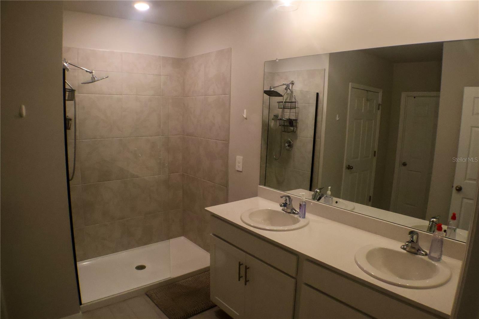 Image 14 of 26 For 5489 Callaway Street