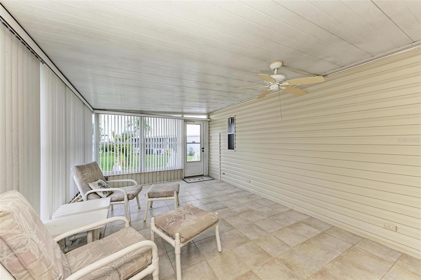 Image 19 of 25 For 8434 Imperial Circle