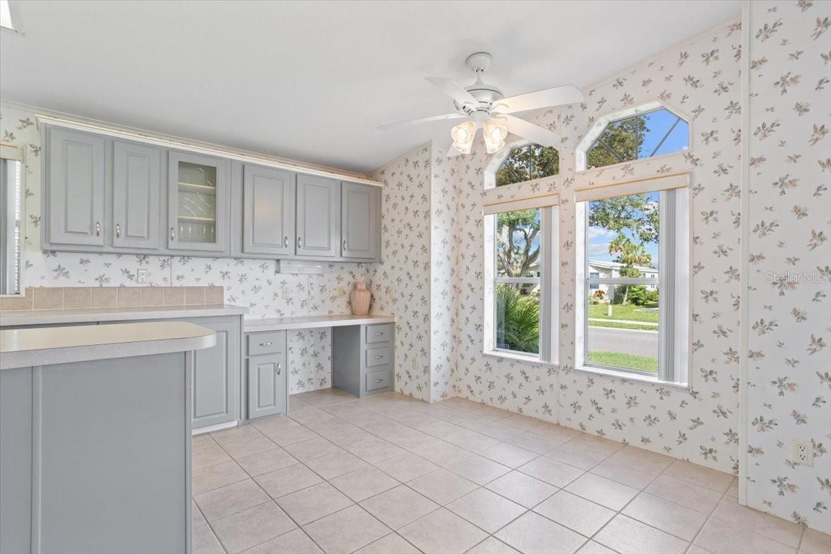Image 6 of 25 For 8434 Imperial Circle