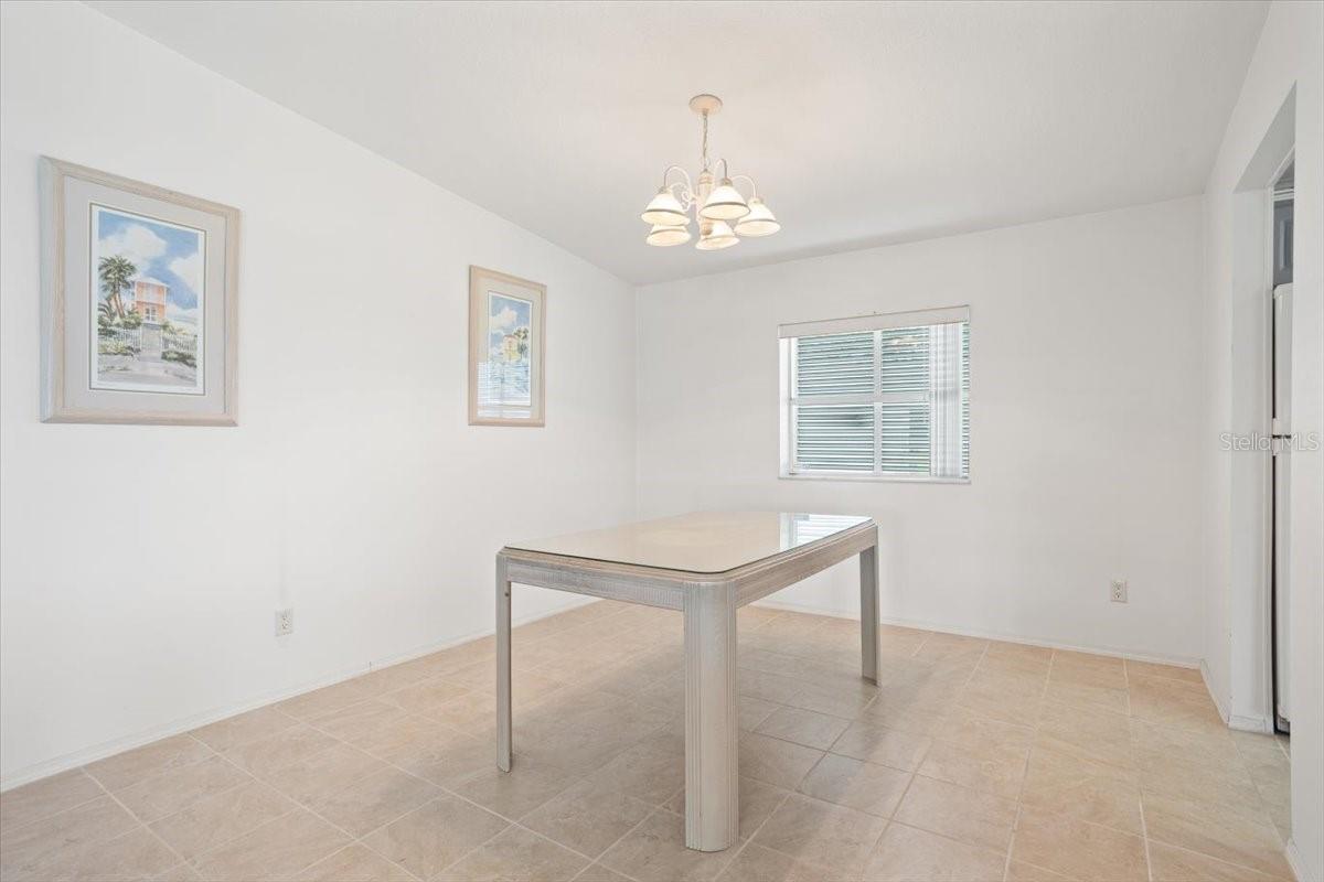Image 9 of 25 For 8434 Imperial Circle
