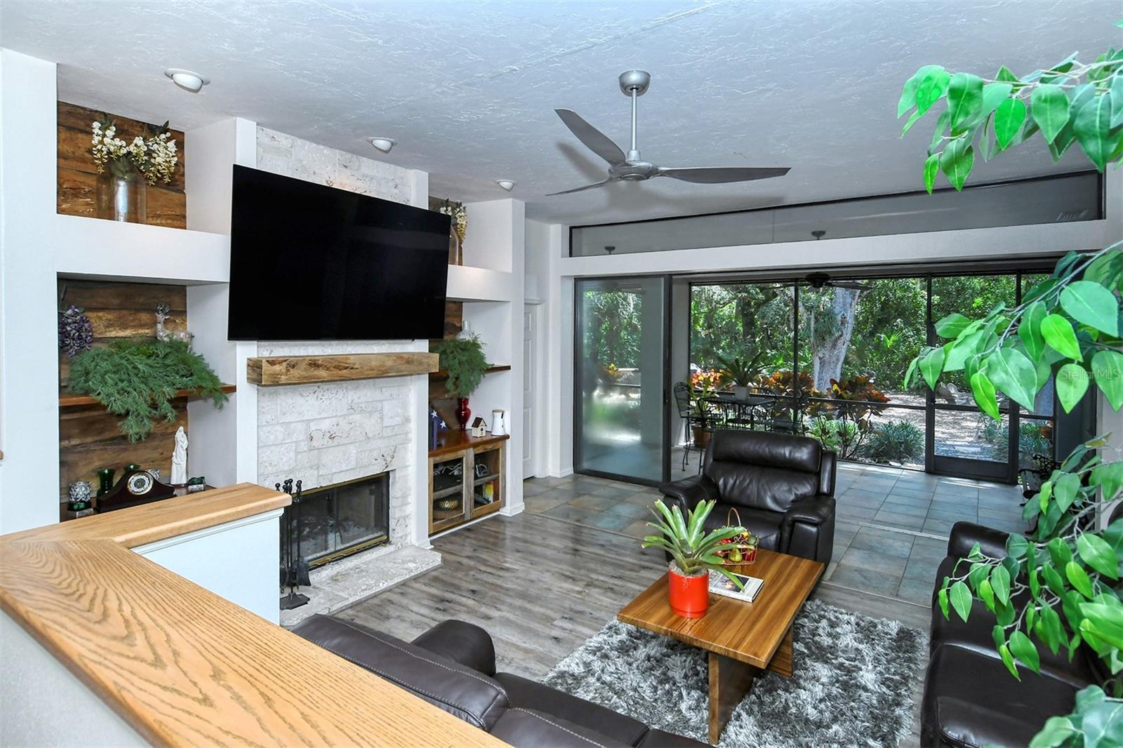 Image 7 of 55 For 4855 Hoyer Drive