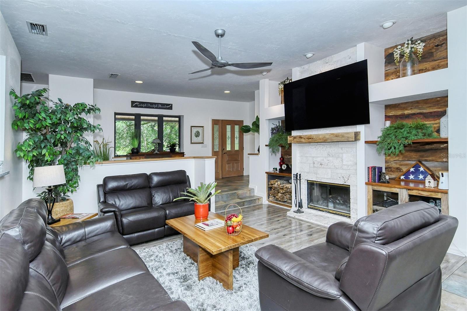 Image 8 of 55 For 4855 Hoyer Drive