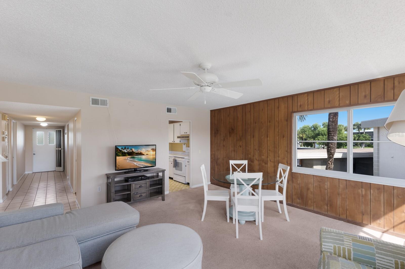 Image 8 of 36 For 6300 Flotilla Drive 74