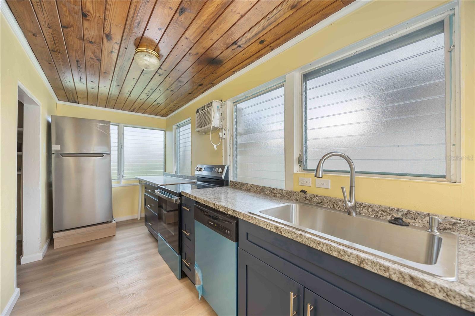 Image 14 of 26 For 3624 115th Street W