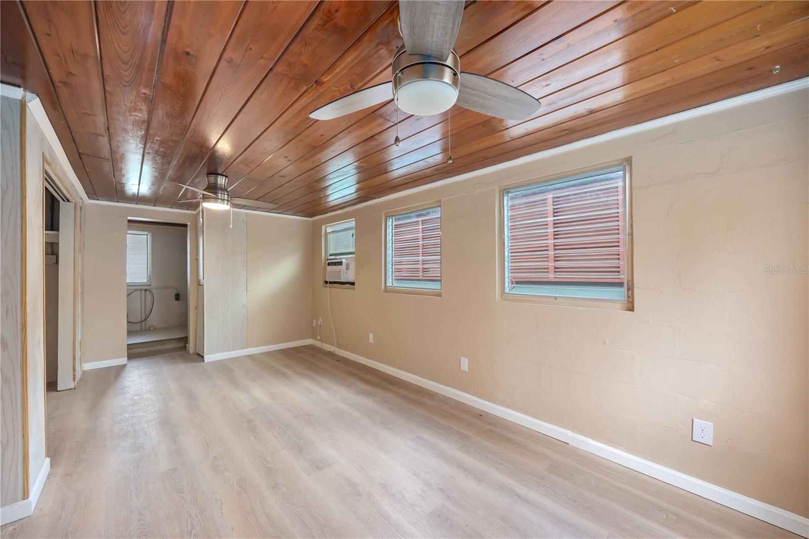 Image 7 of 26 For 3624 115th Street W
