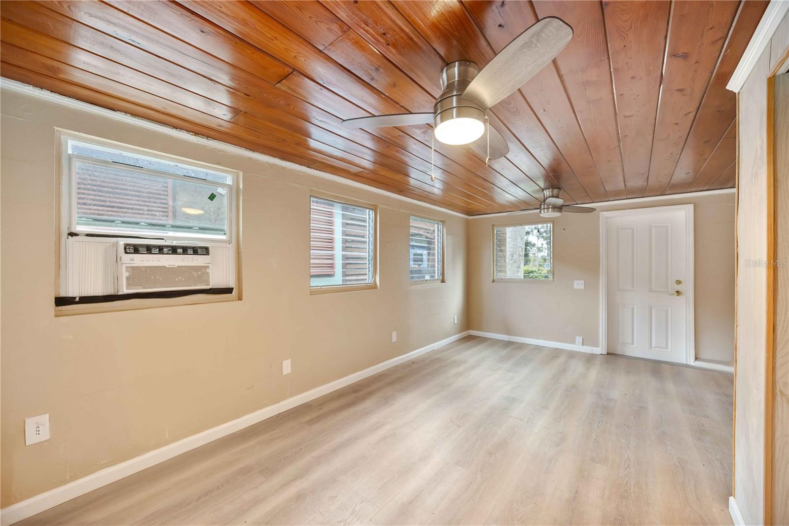 Image 9 of 26 For 3624 115th Street W