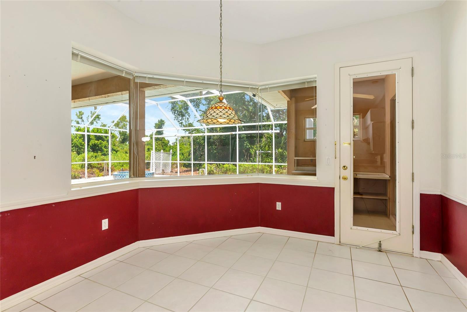 Image 11 of 36 For 3943 Serenity Circle