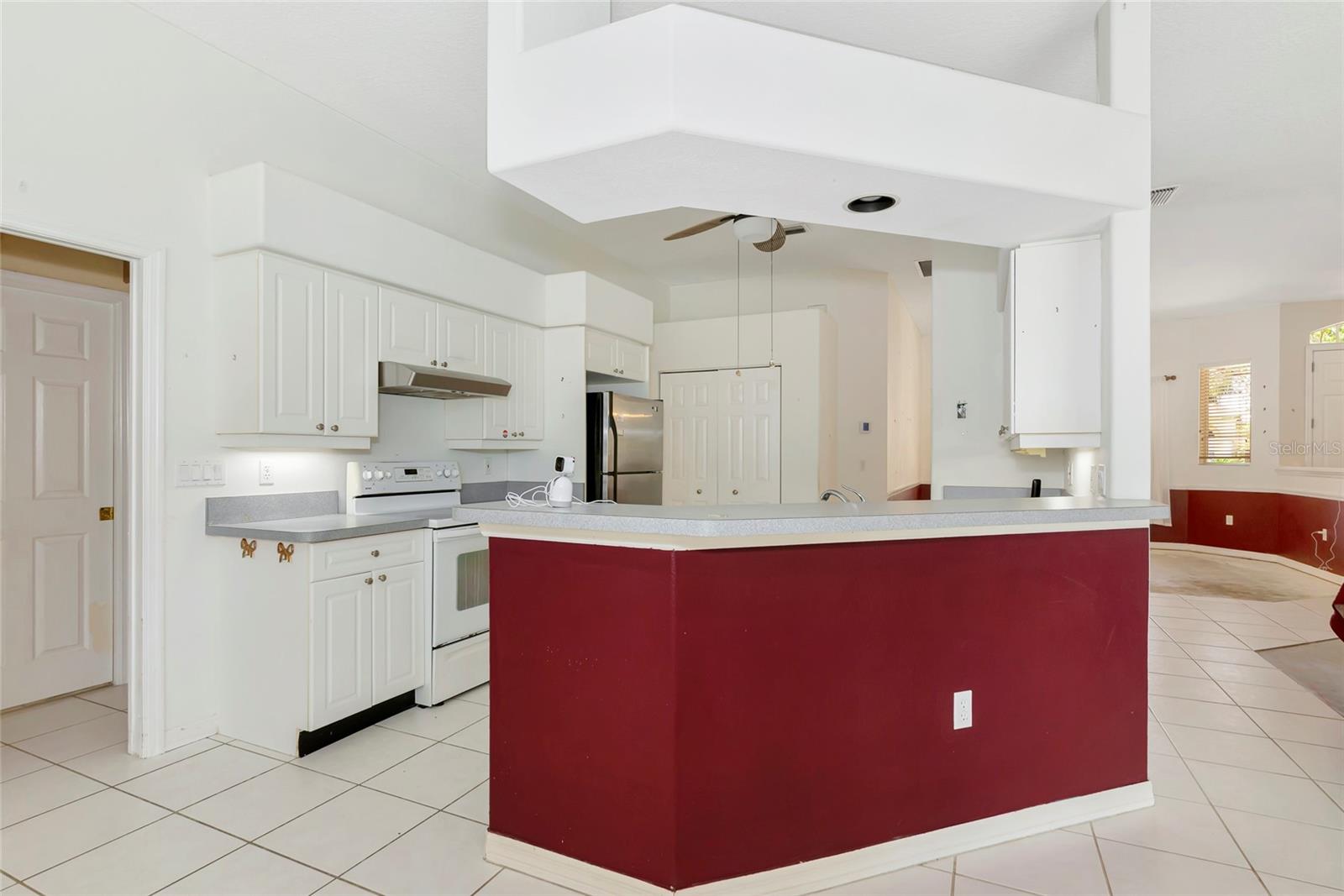 Image 12 of 36 For 3943 Serenity Circle
