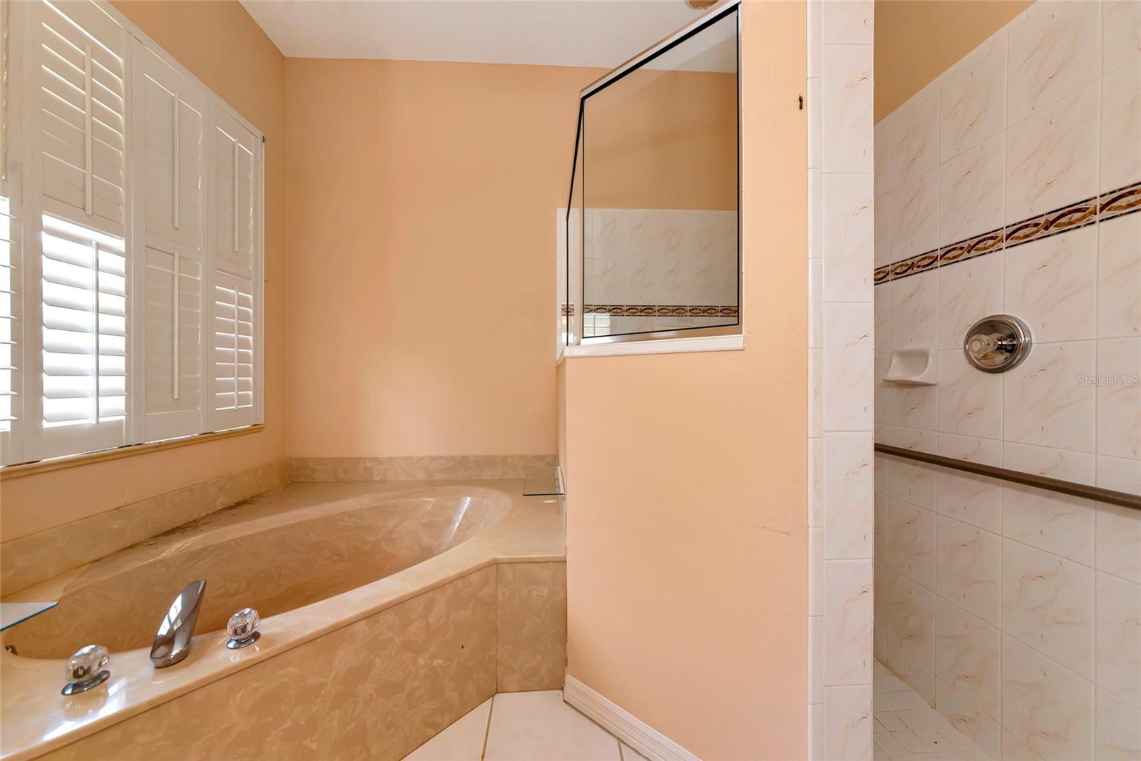 Image 19 of 36 For 3943 Serenity Circle