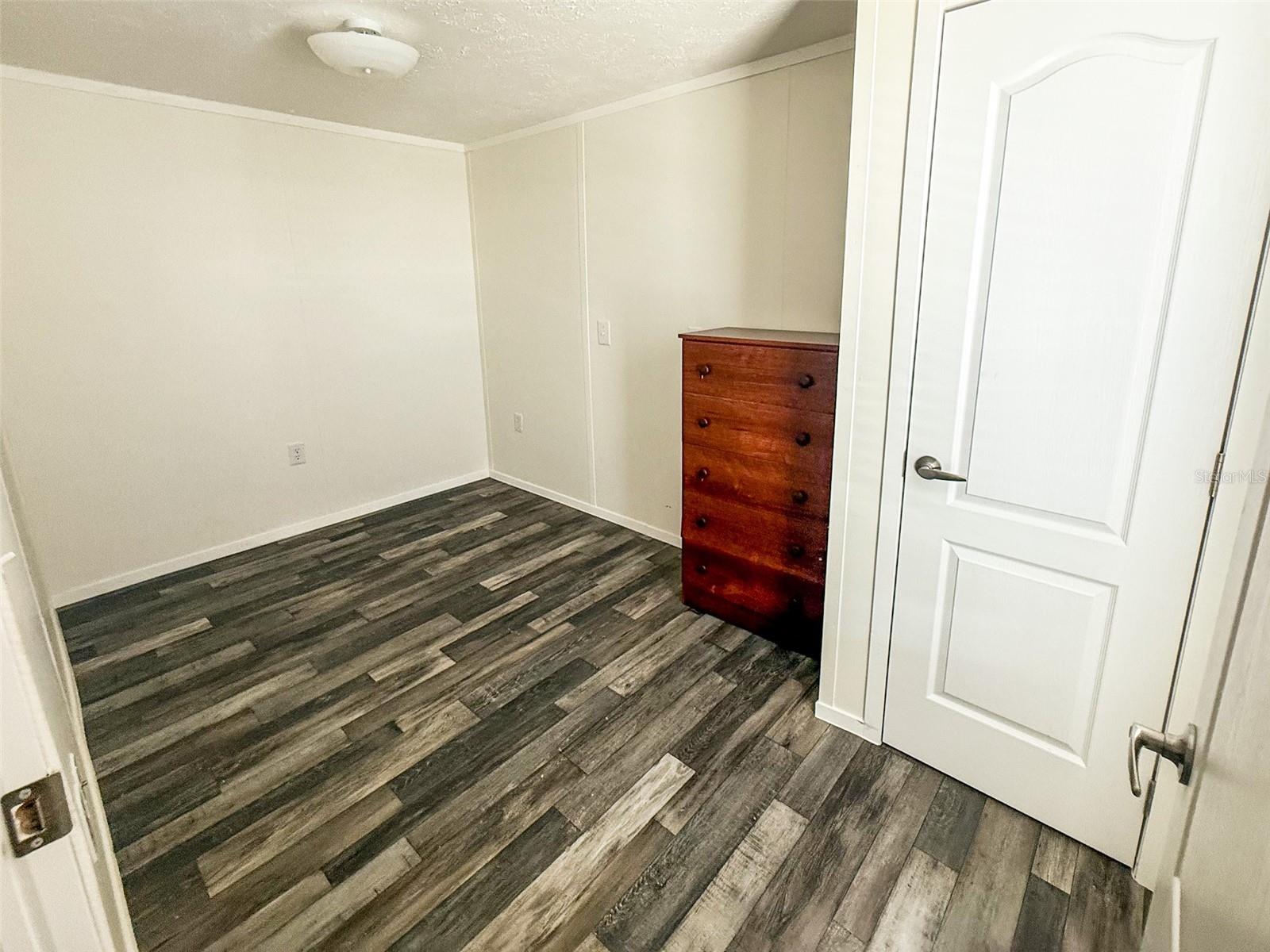 Image 9 of 29 For 5700 Holiday Park Boulevard