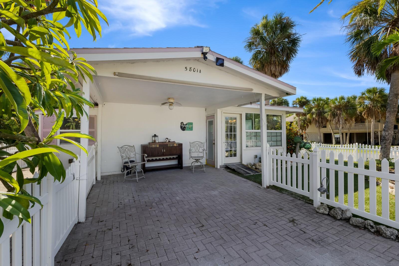 Image 2 of 34 For 5801 Imperiore Avenue