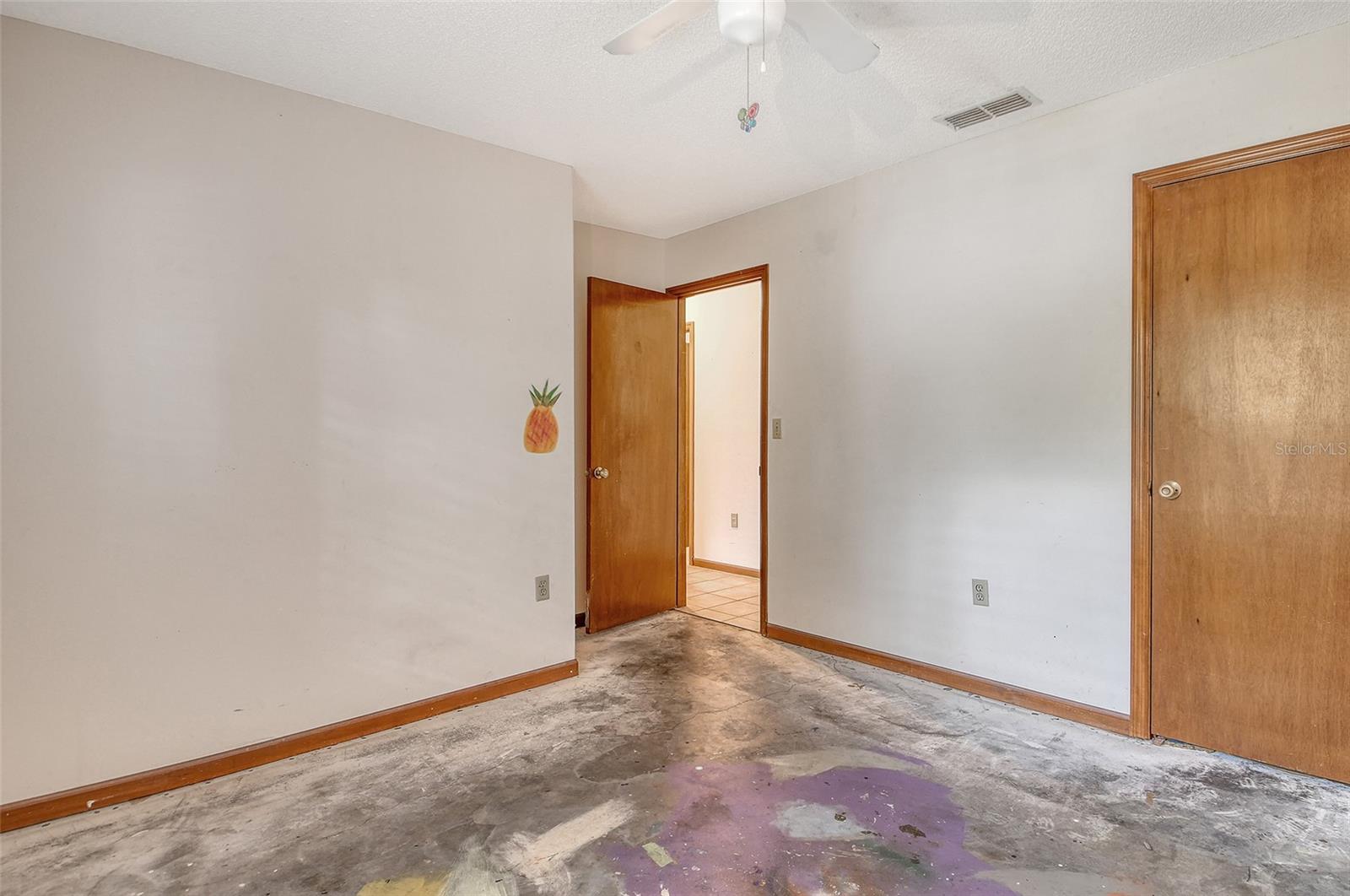Image 27 of 83 For 8155 Glenbrooke Court
