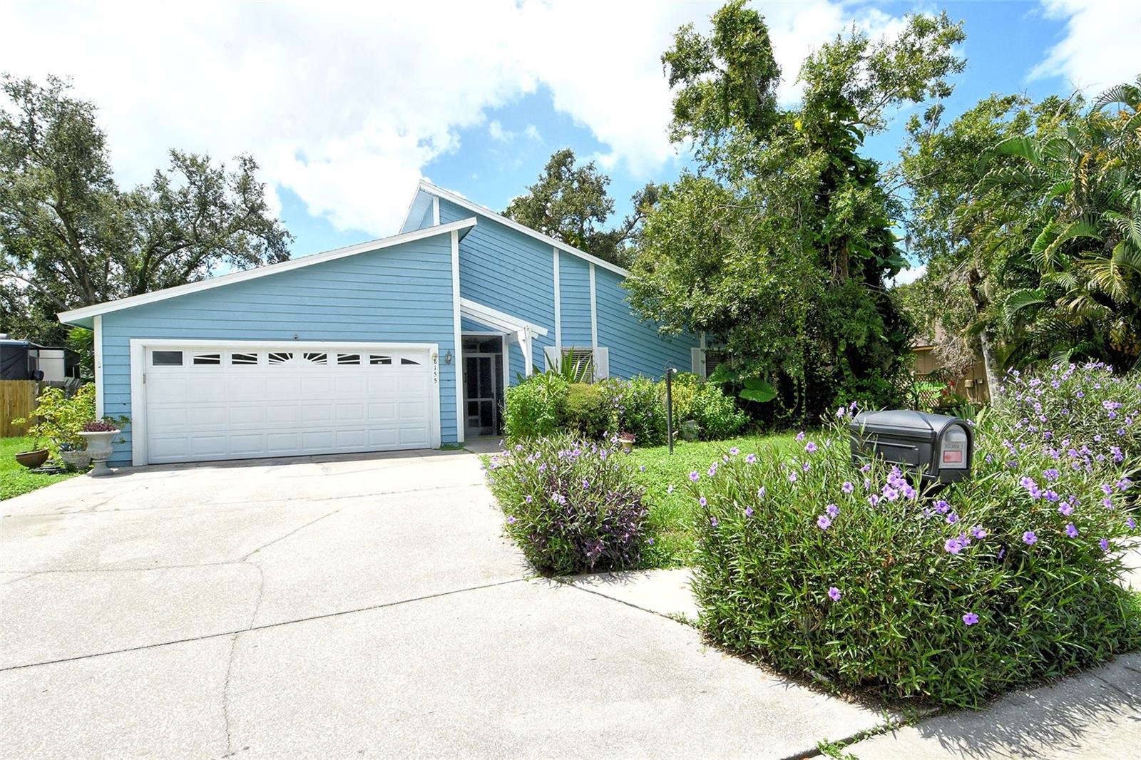 Image 4 of 83 For 8155 Glenbrooke Court