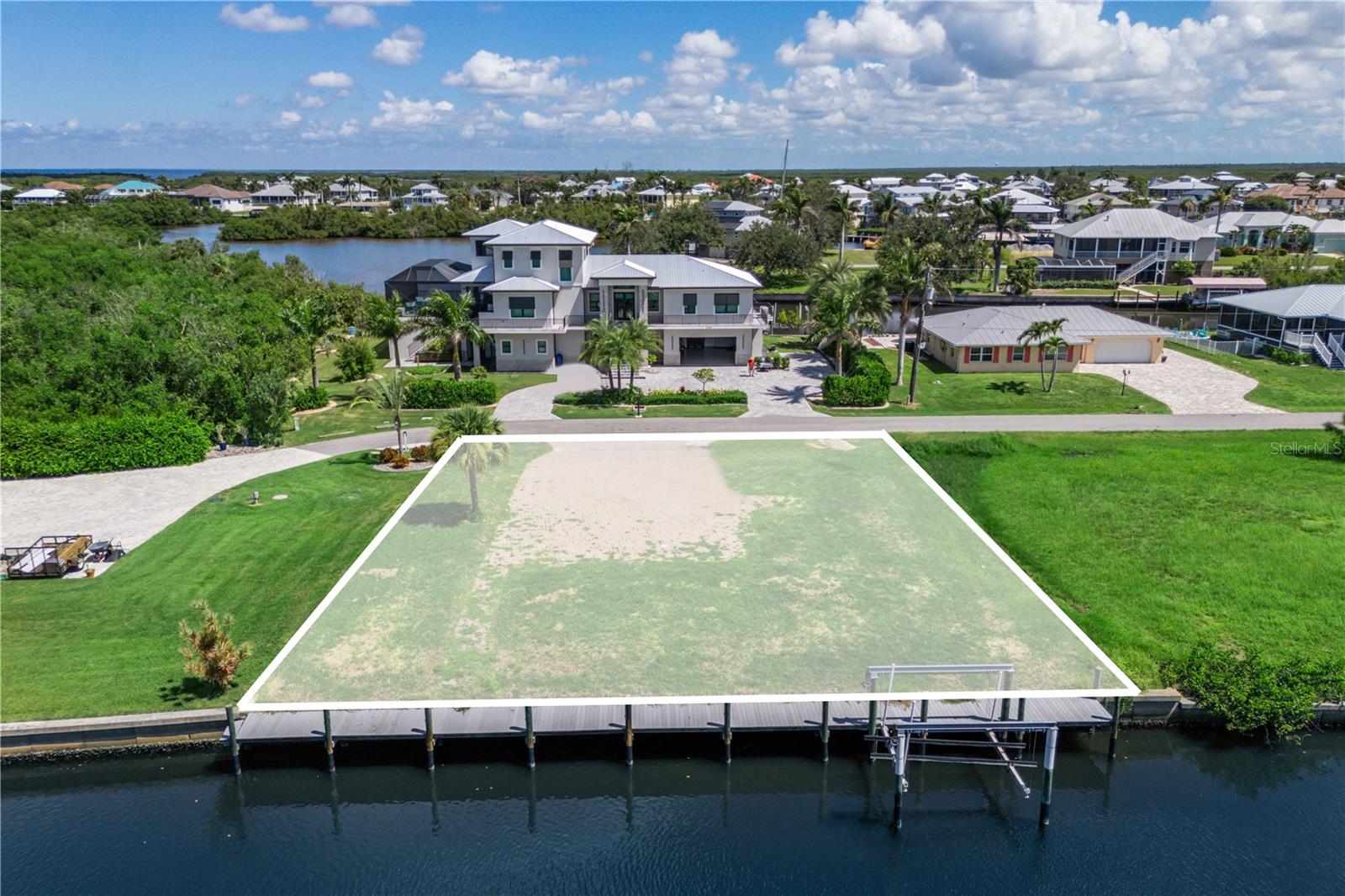 Image 8 of 17 For 24159 Blackbeard Boulevard