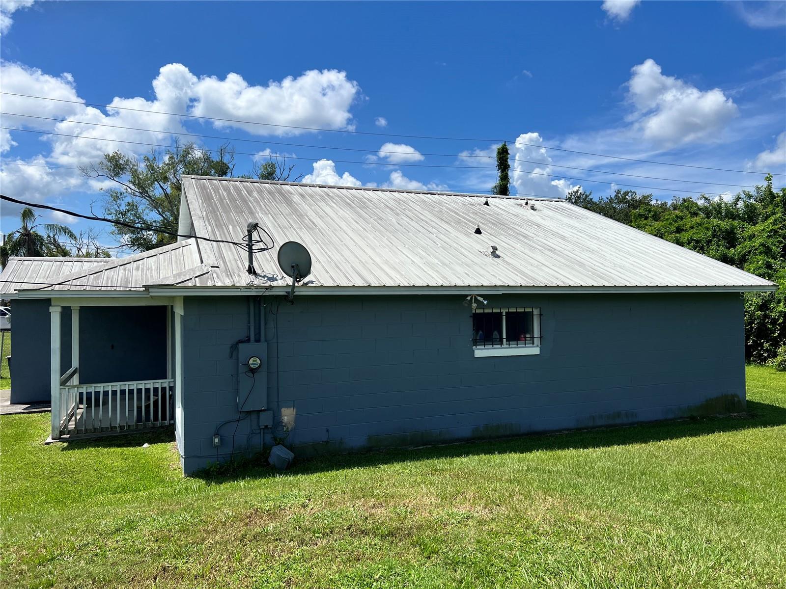 Image 4 of 28 For 2038 Blackston Avenue
