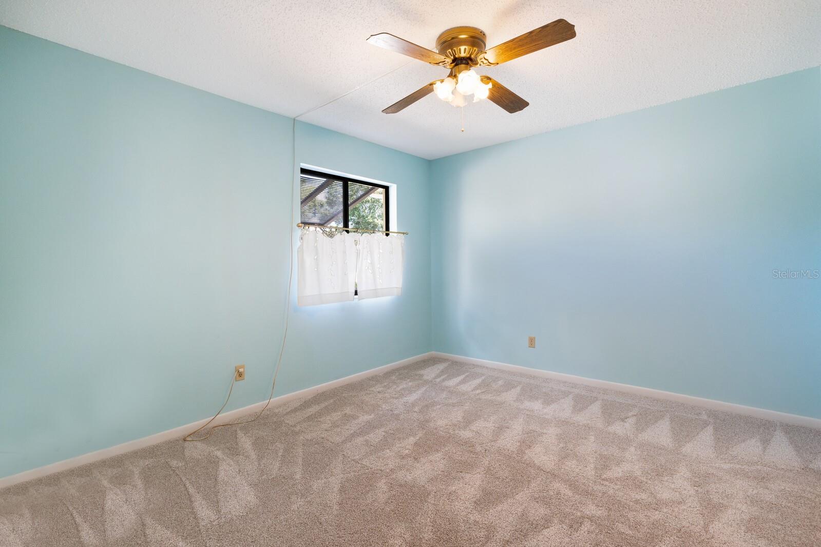 Image 19 of 29 For 4564 Longwater  53