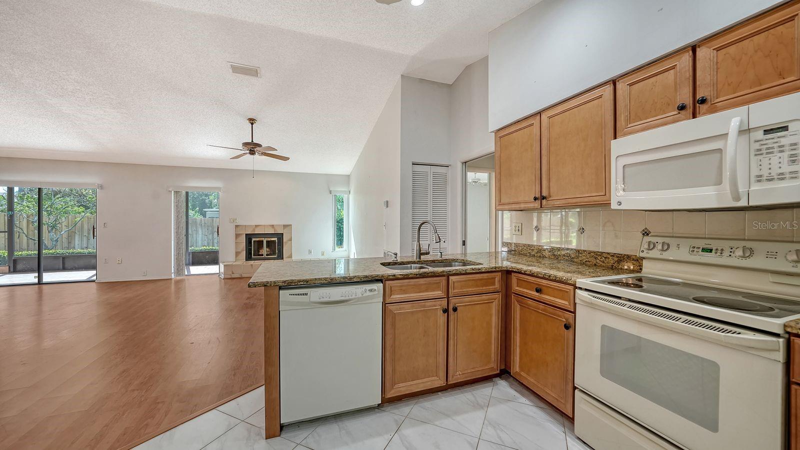 Image 17 of 38 For 6675 Easton Drive