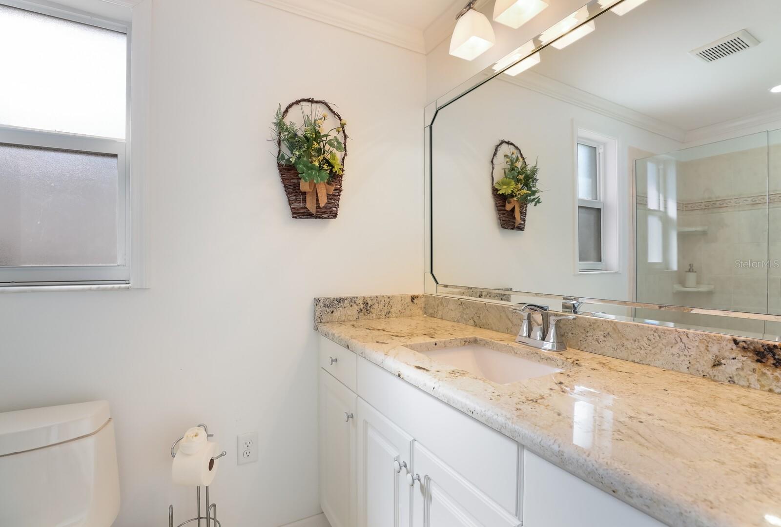 Image 14 of 28 For 957 Spanish Drive N