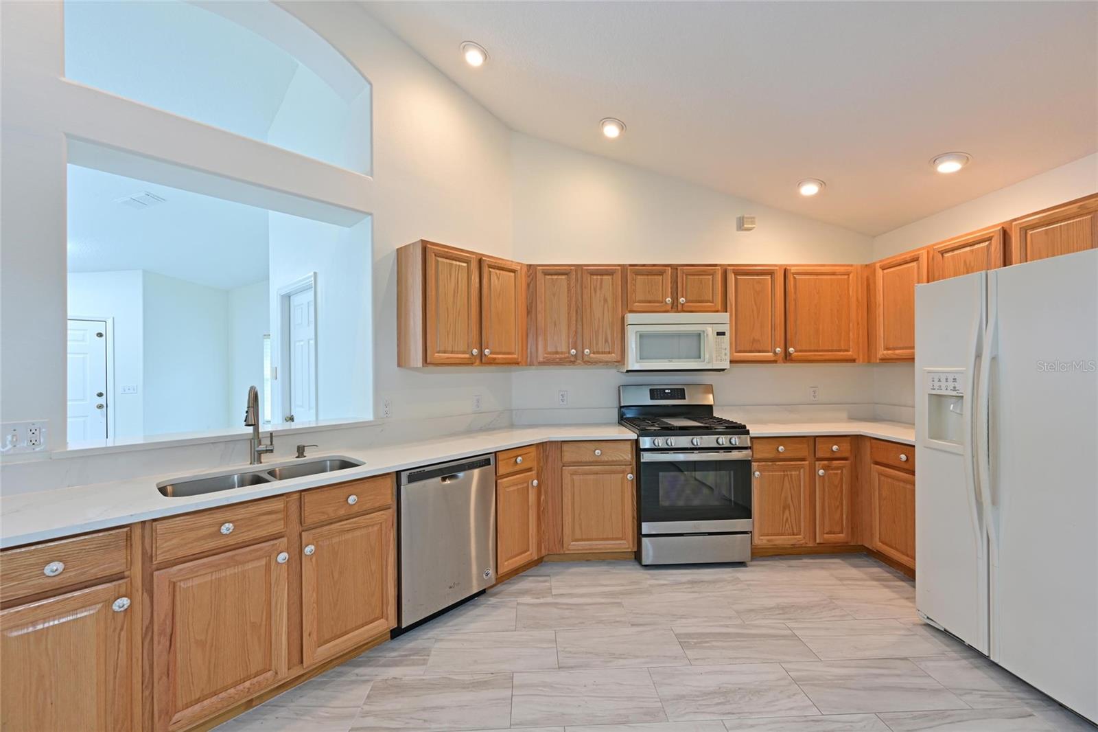 Image 10 of 43 For 6442 Barberry Court