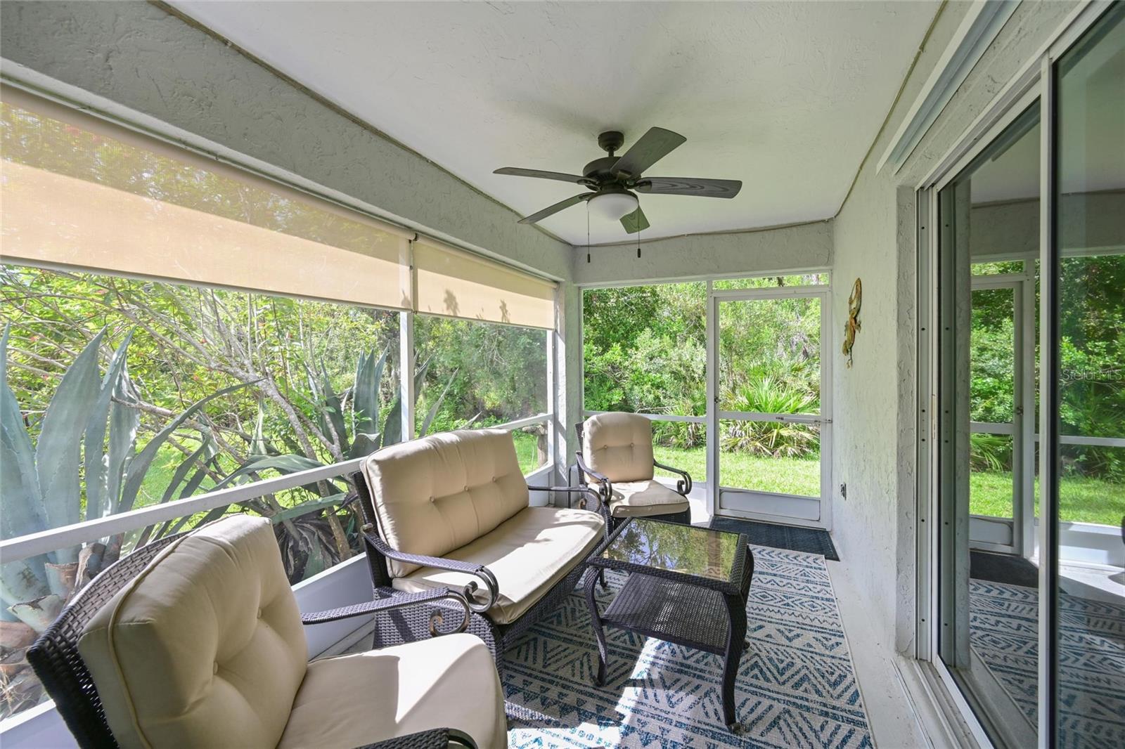 Image 19 of 43 For 6442 Barberry Court