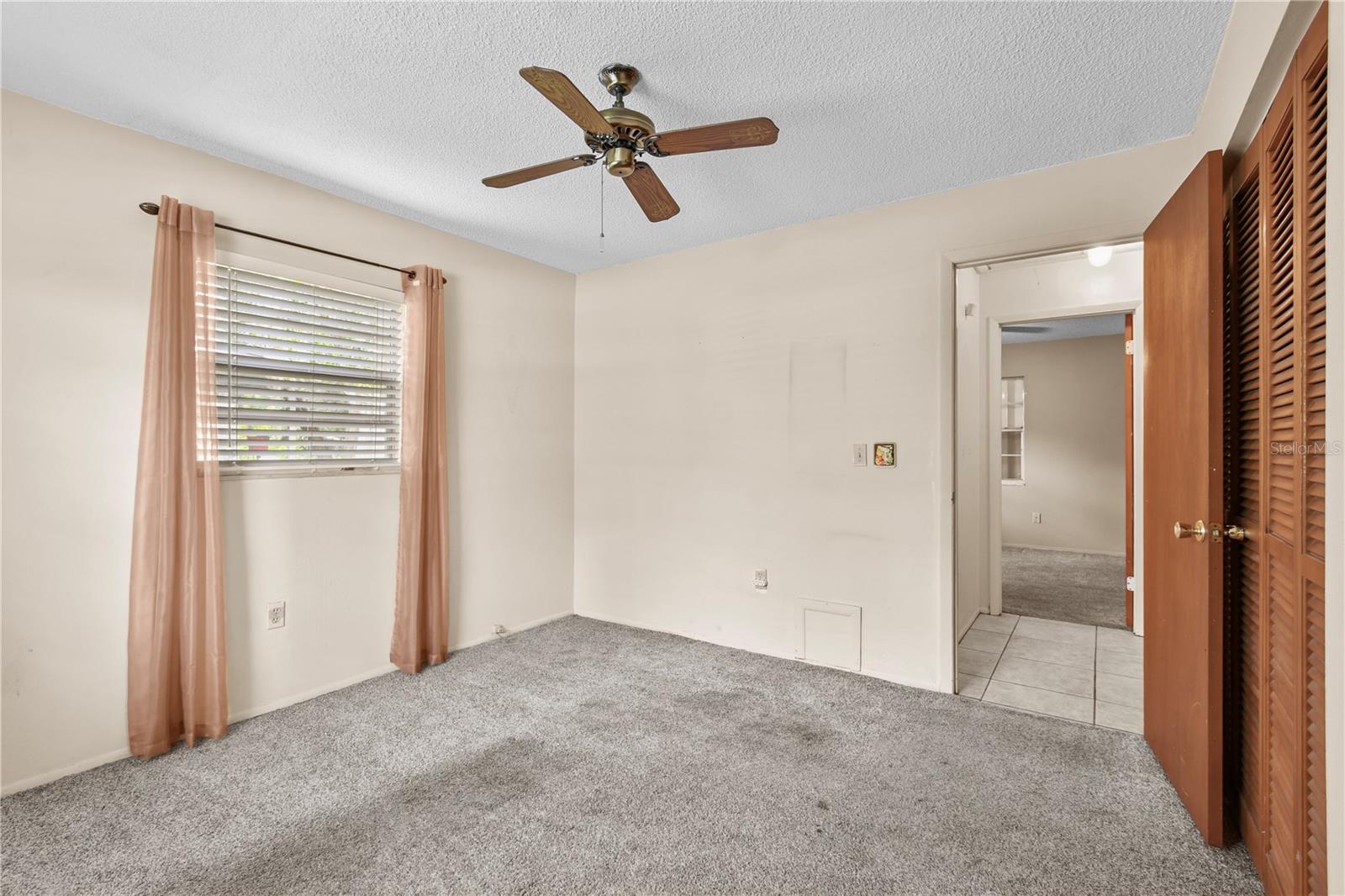 Image 16 of 80 For 3300 Winton Avenue
