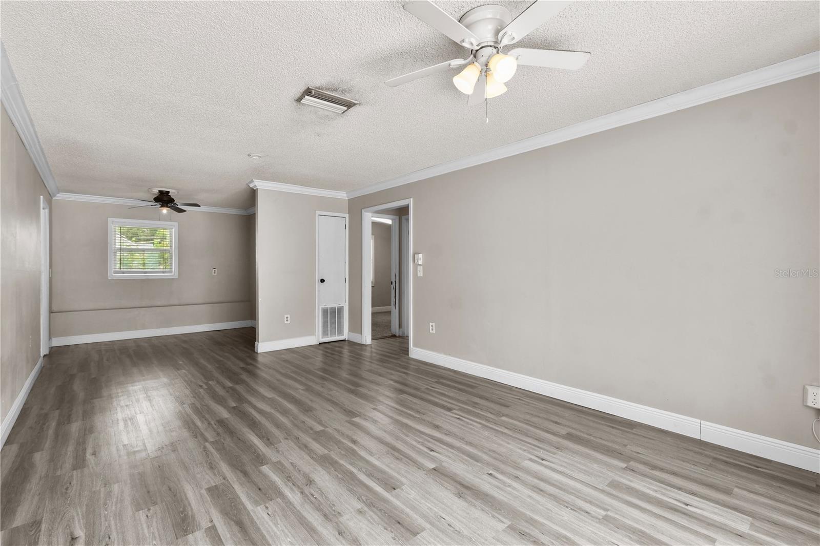 Image 35 of 80 For 3300 Winton Avenue