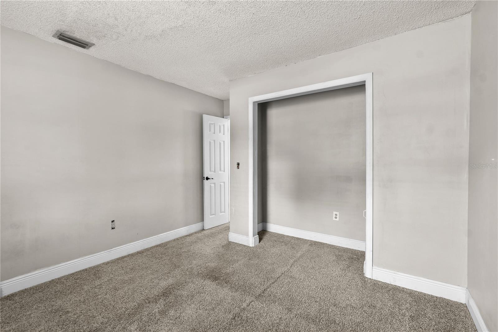 Image 45 of 80 For 3300 Winton Avenue
