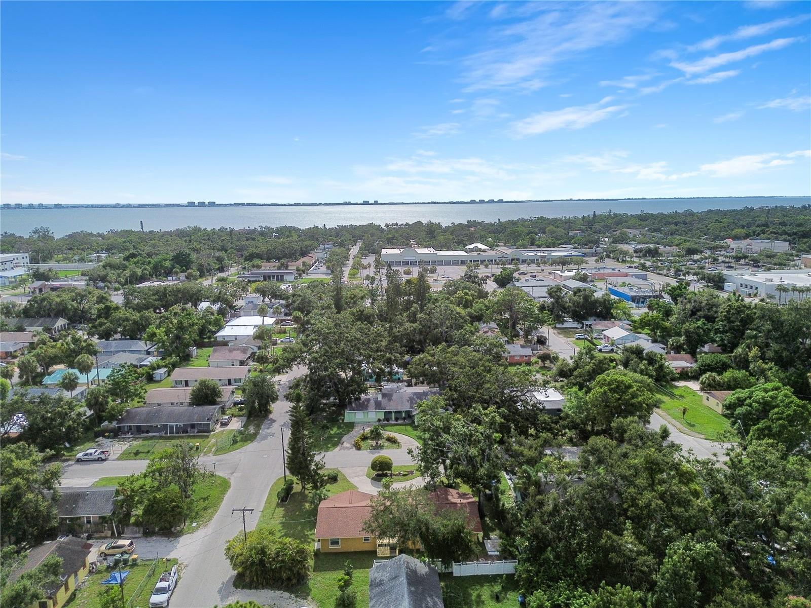 Image 76 of 80 For 3300 Winton Avenue