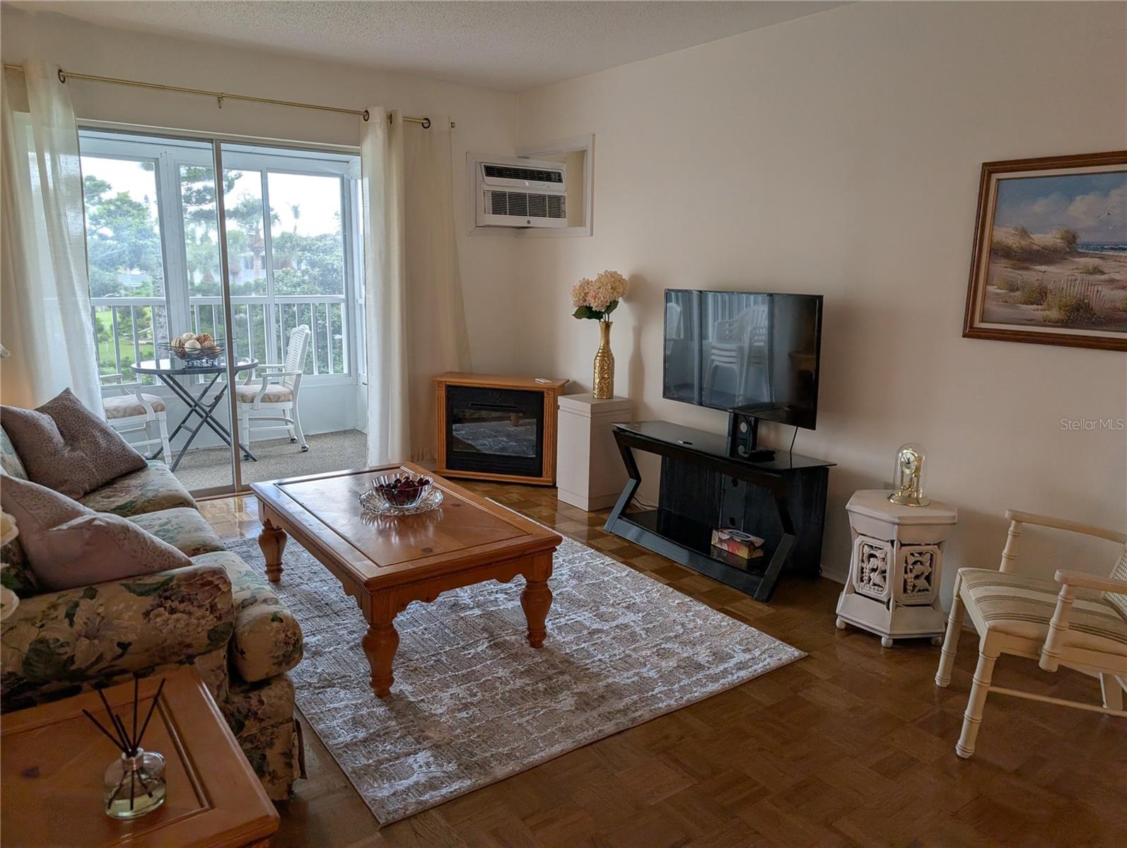 Image 9 of 51 For 2547 60th Avenue W L-36