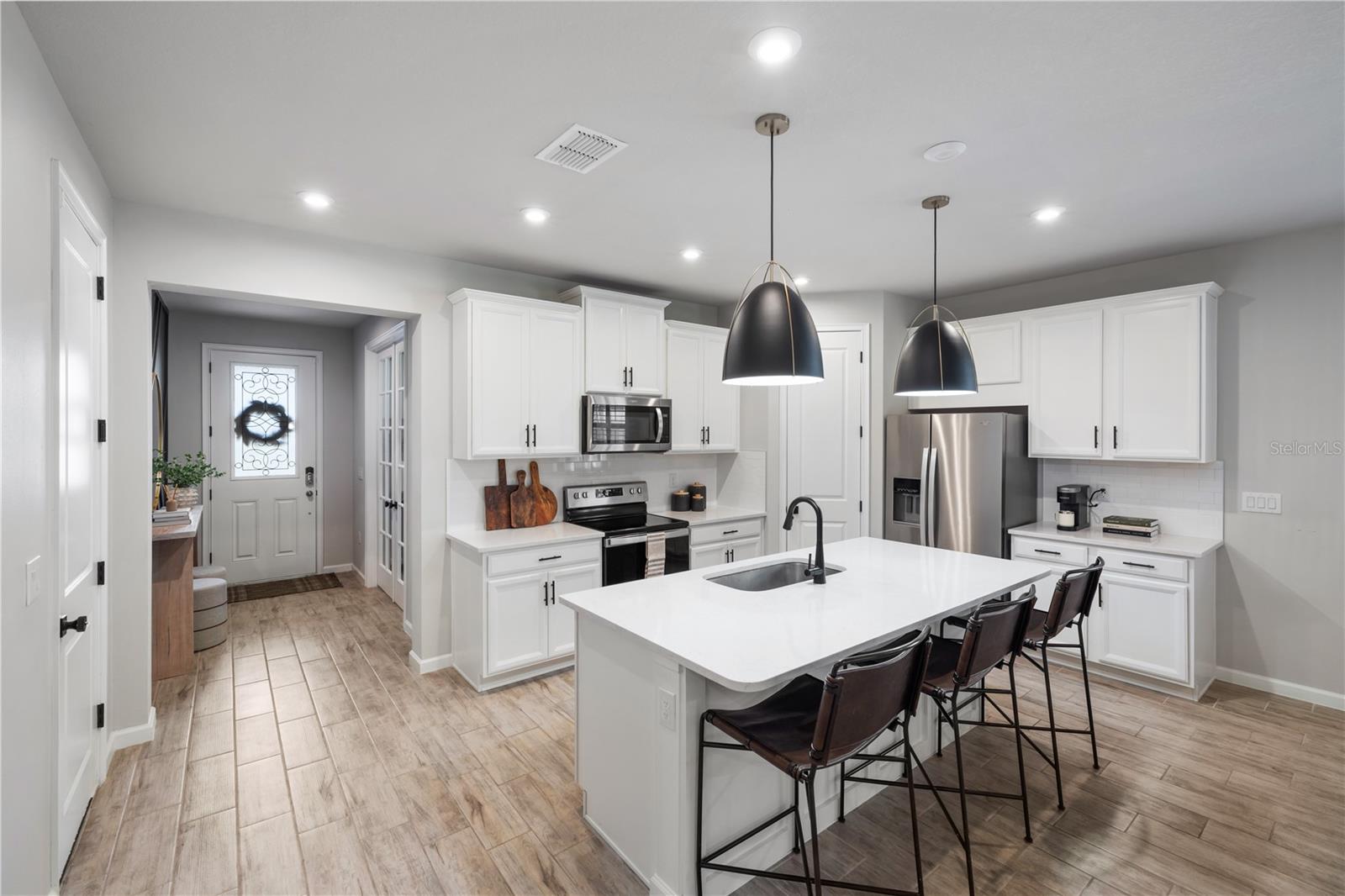 Image 4 of 50 For 20631 Ovid Lane