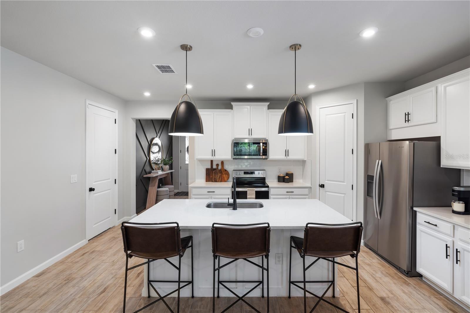 Image 5 of 50 For 20631 Ovid Lane