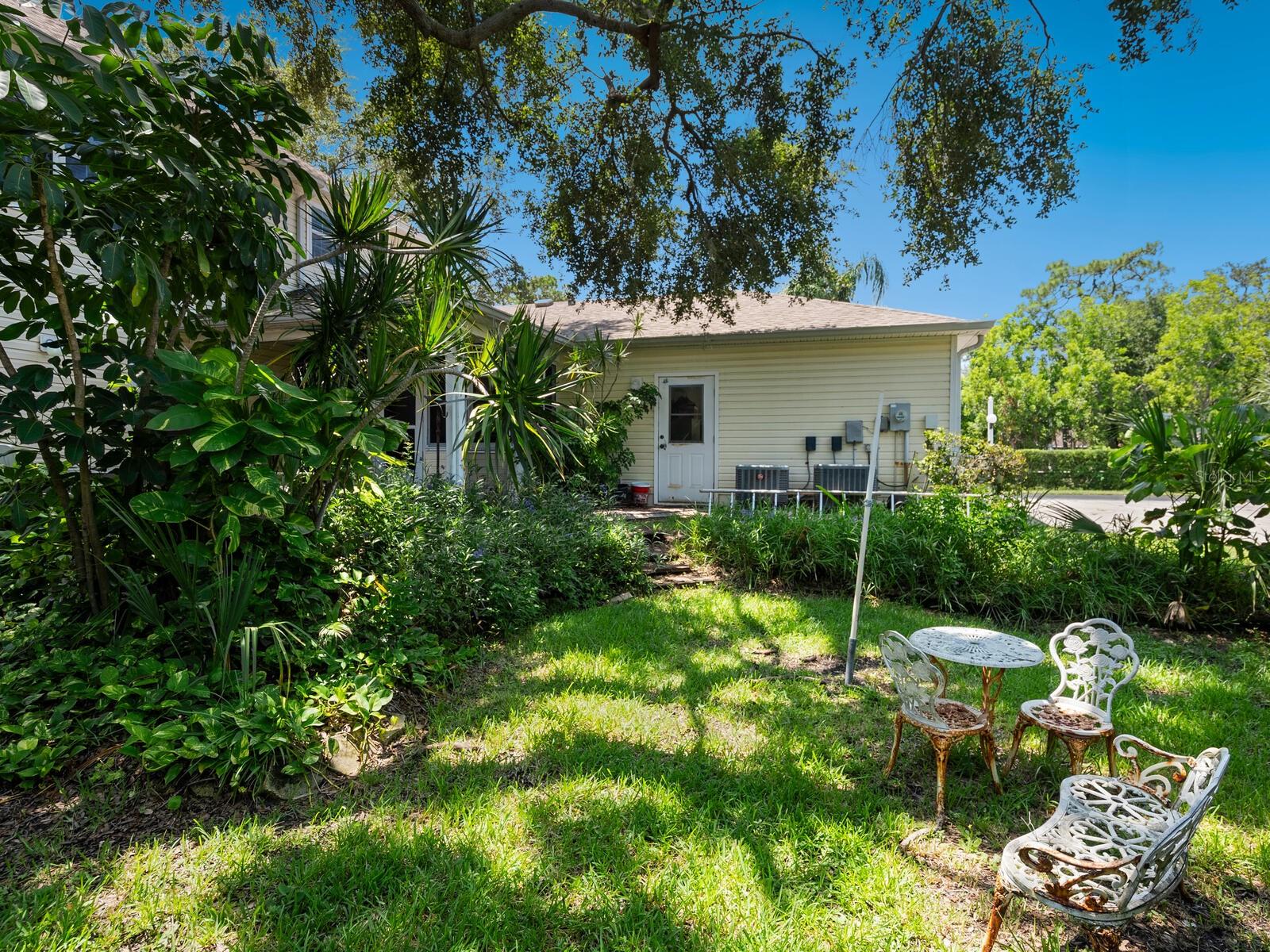 Image 33 of 51 For 2404 64th Street Court W