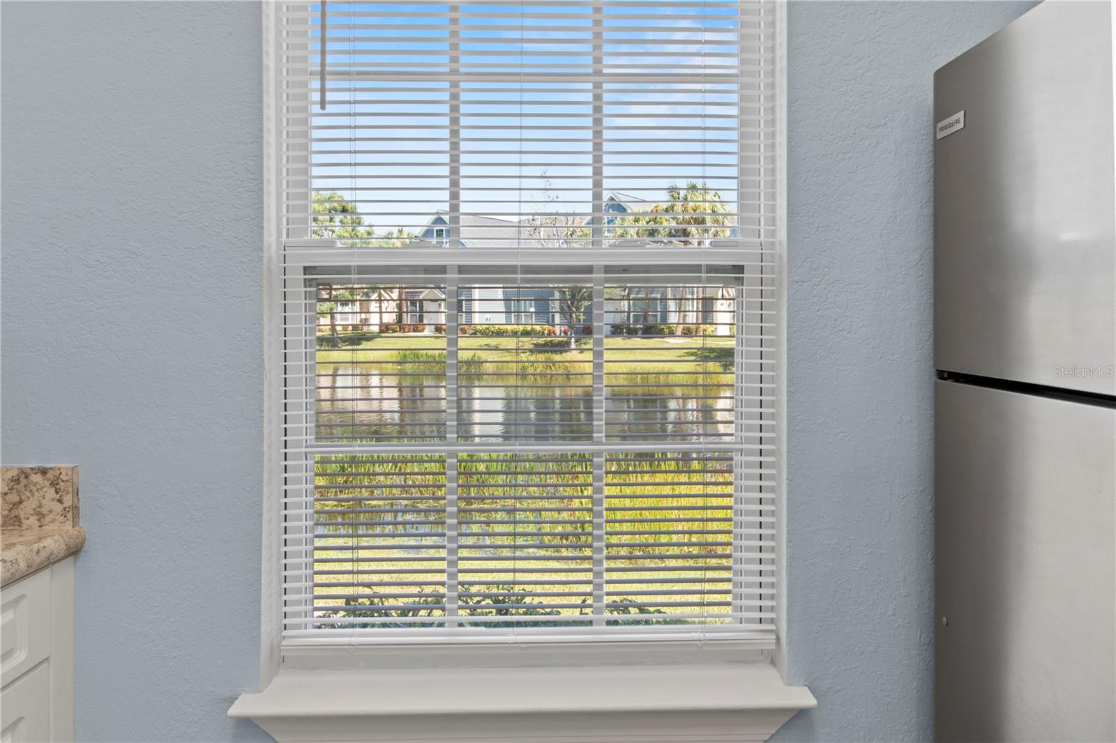 Image 12 of 41 For 5560 Rosehill Road 103