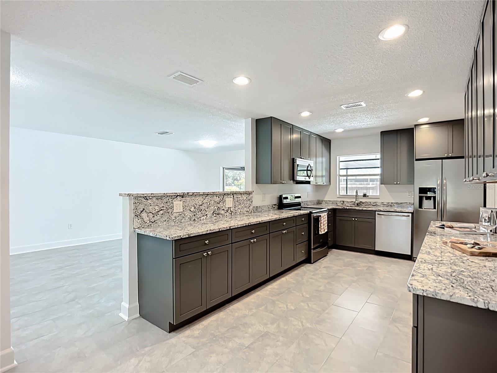 Image 11 of 56 For 4114 29th Avenue W