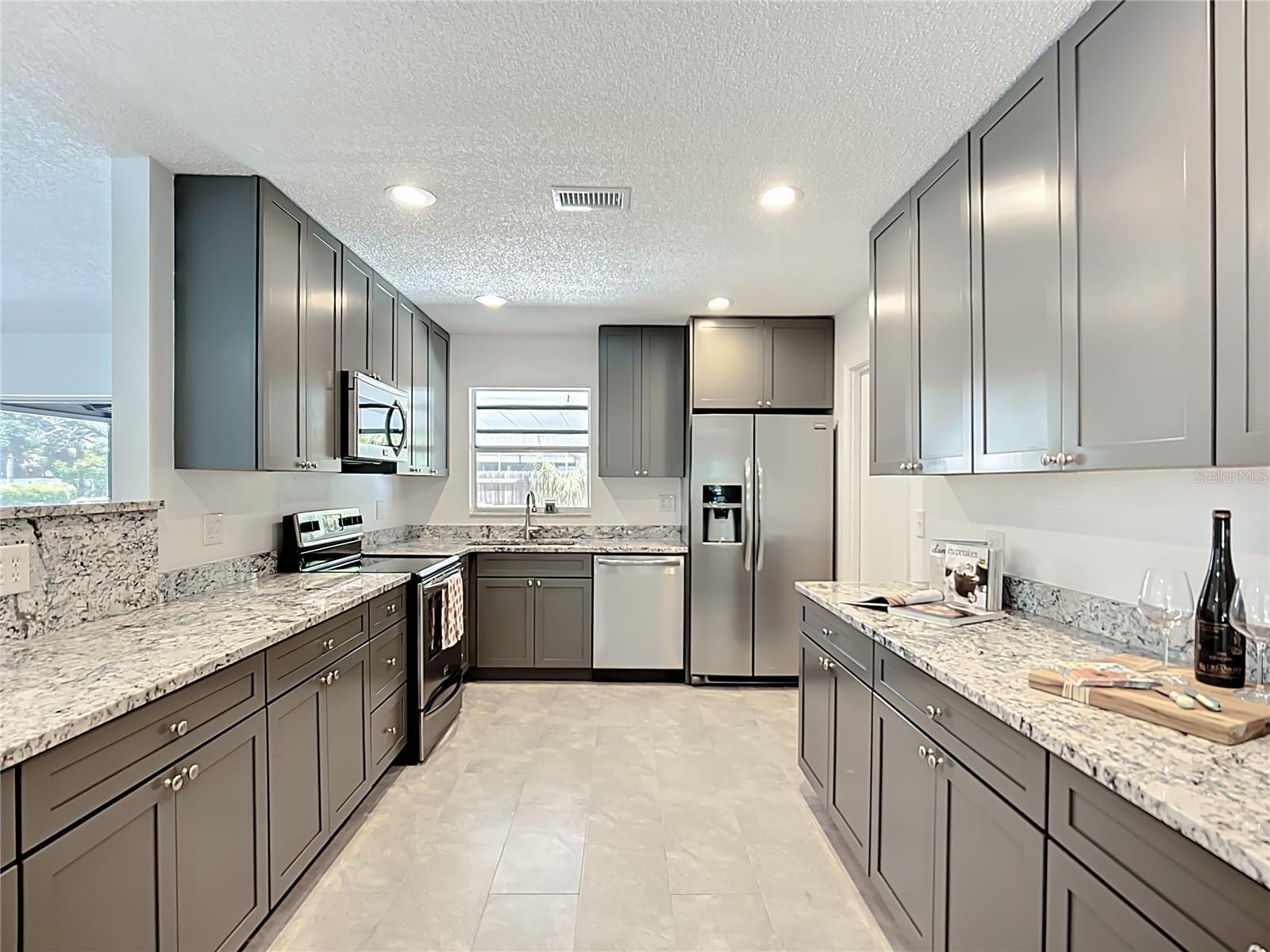 Image 12 of 56 For 4114 29th Avenue W