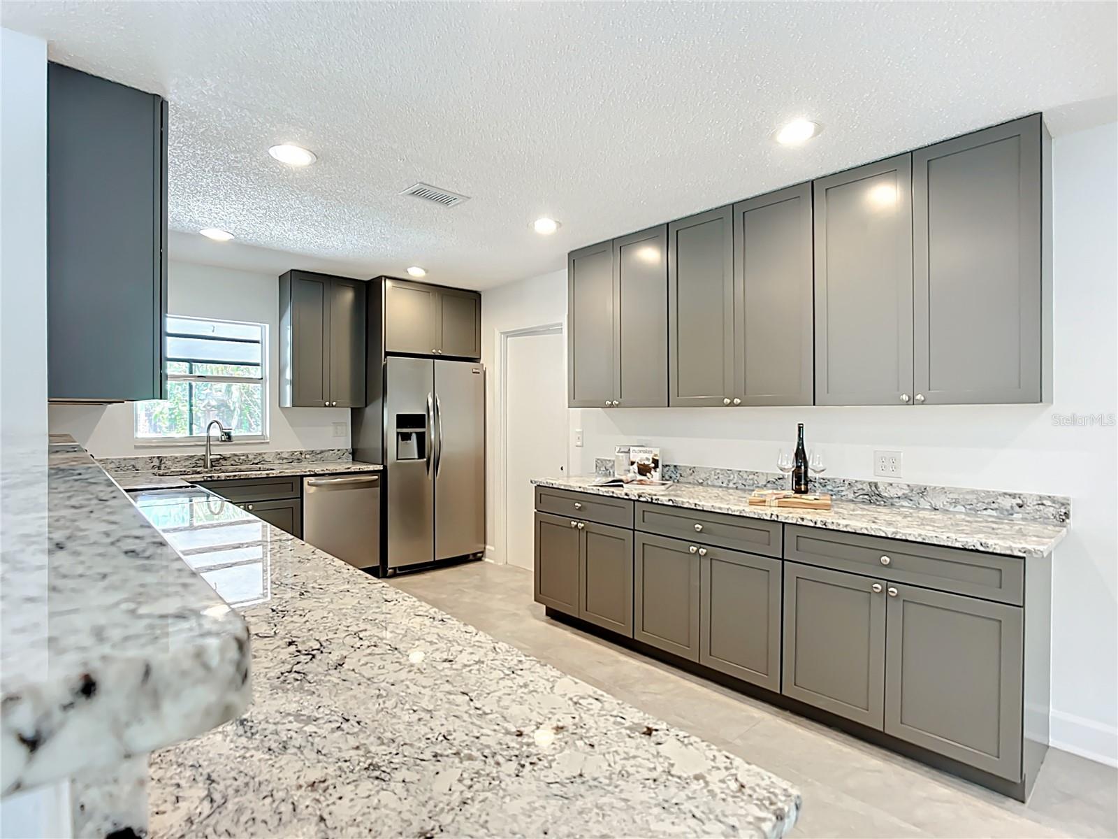 Image 14 of 56 For 4114 29th Avenue W