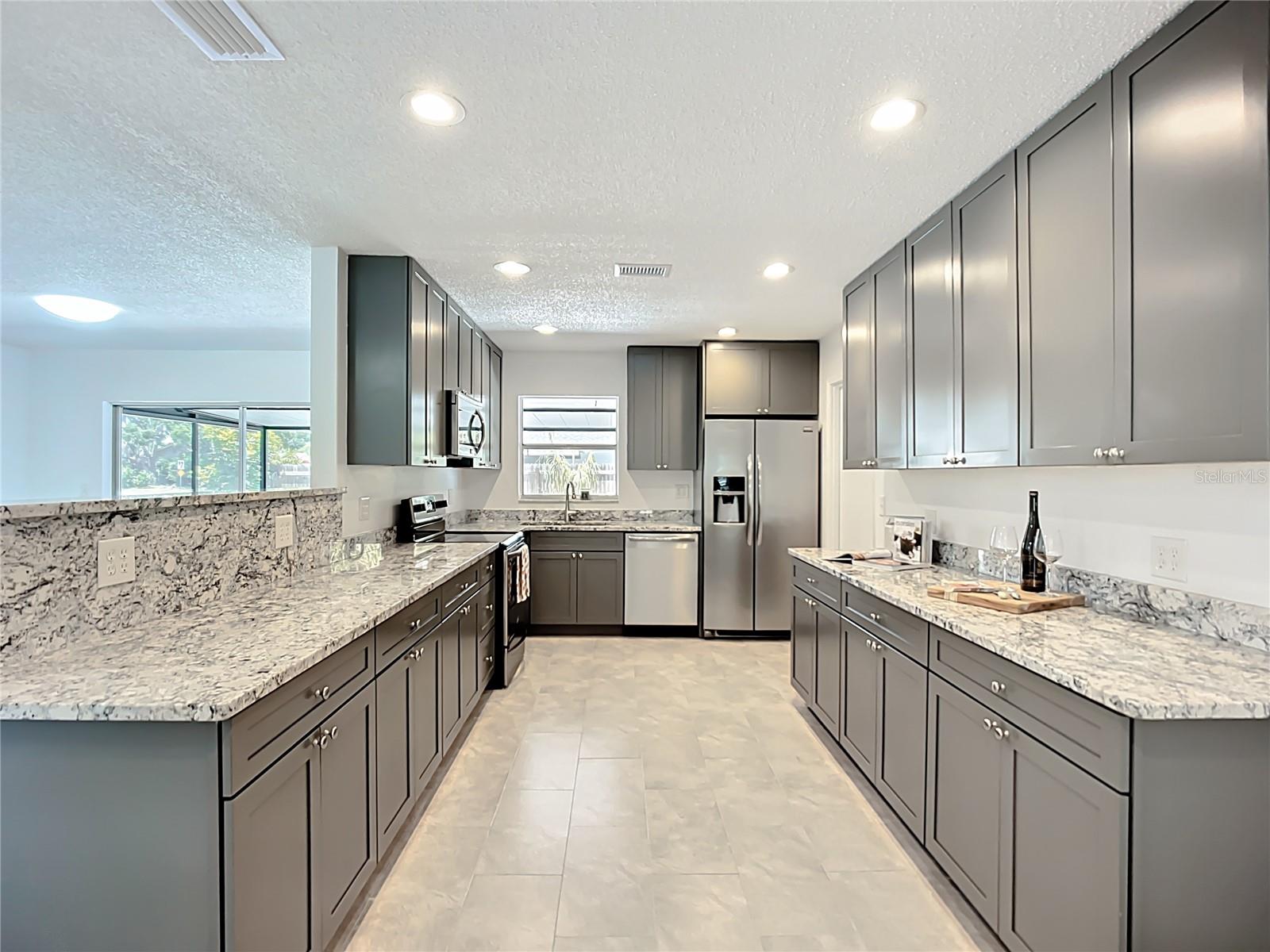 Image 15 of 56 For 4114 29th Avenue W