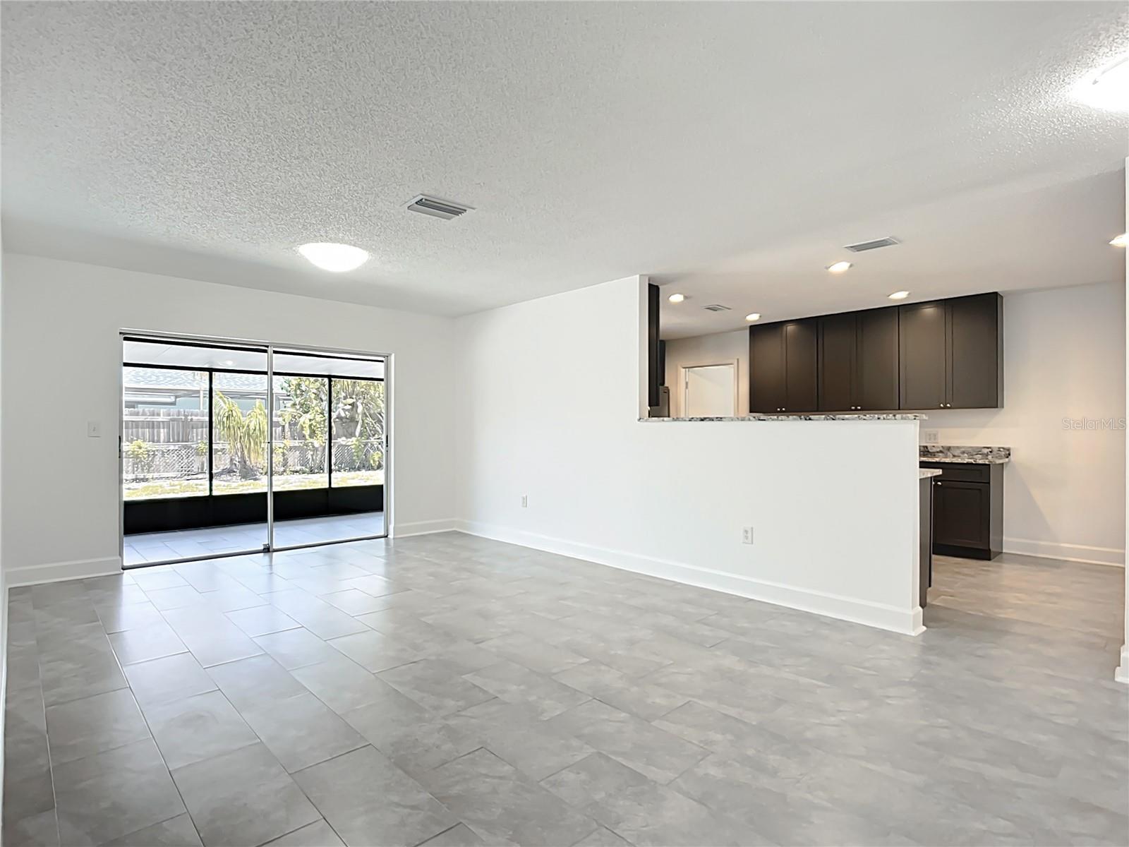 Image 20 of 56 For 4114 29th Avenue W