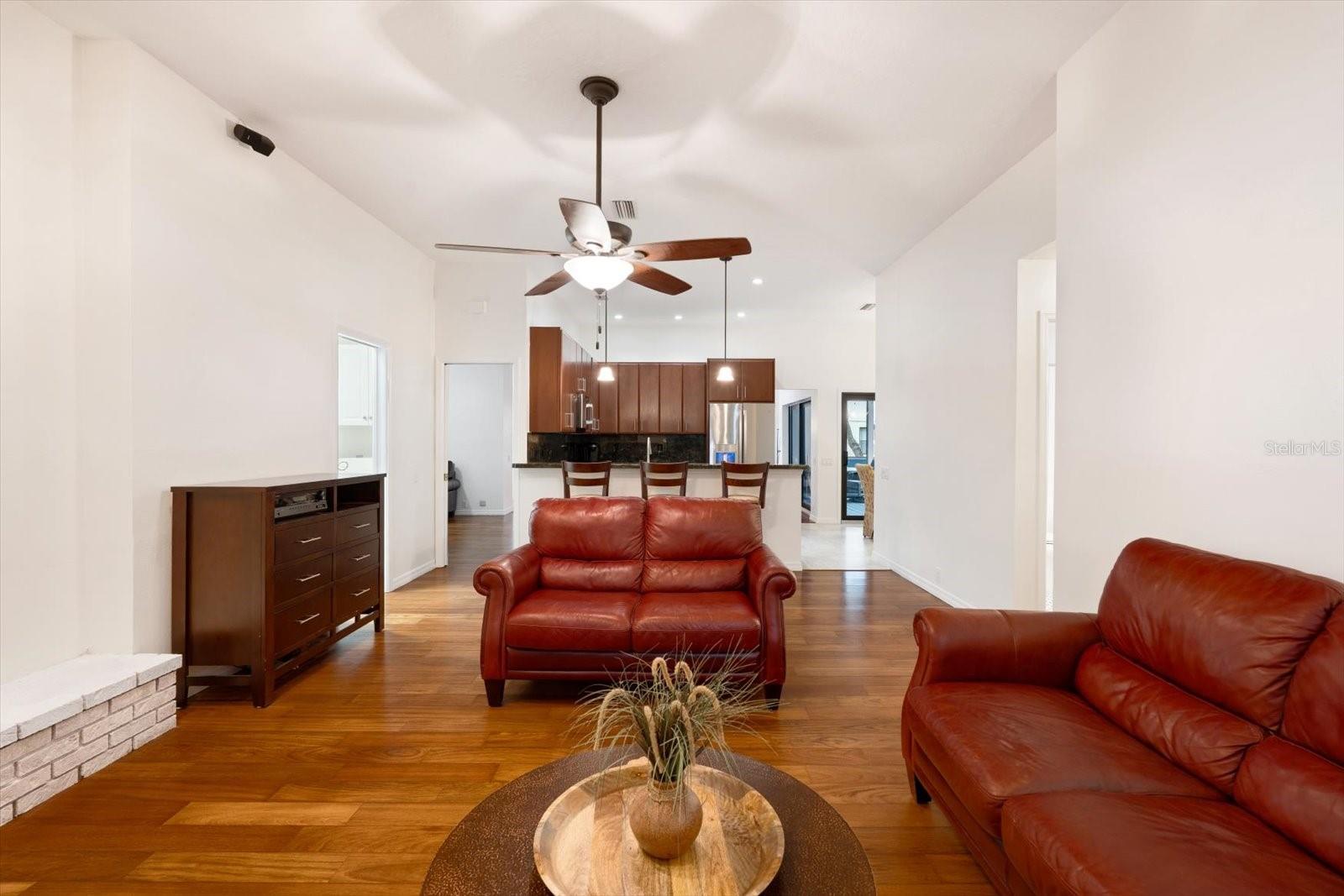 Image 14 of 51 For 5481 Cork Oak Street