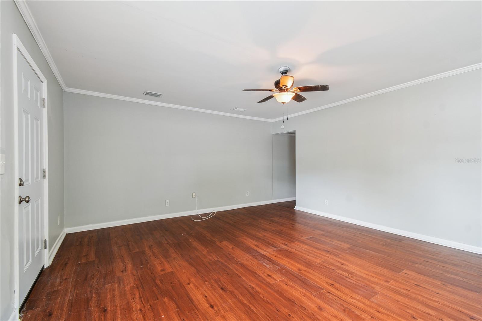 Image 35 of 52 For 751 Southwest Boulevard N