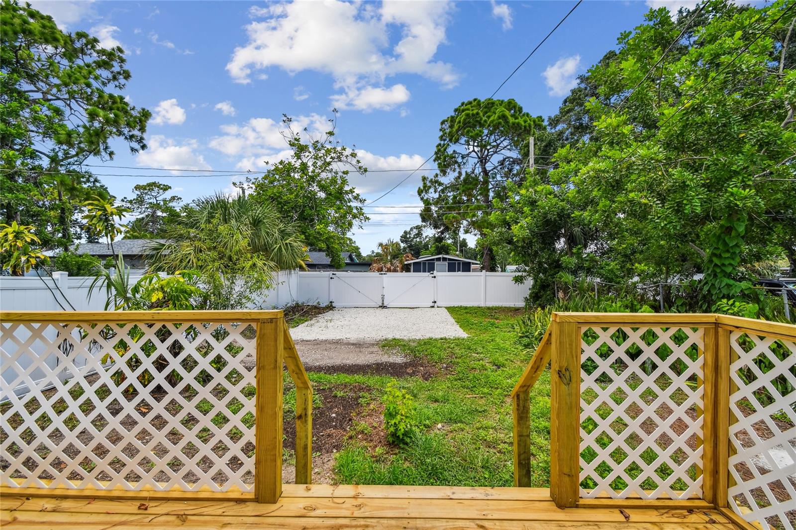 Image 39 of 52 For 751 Southwest Boulevard N