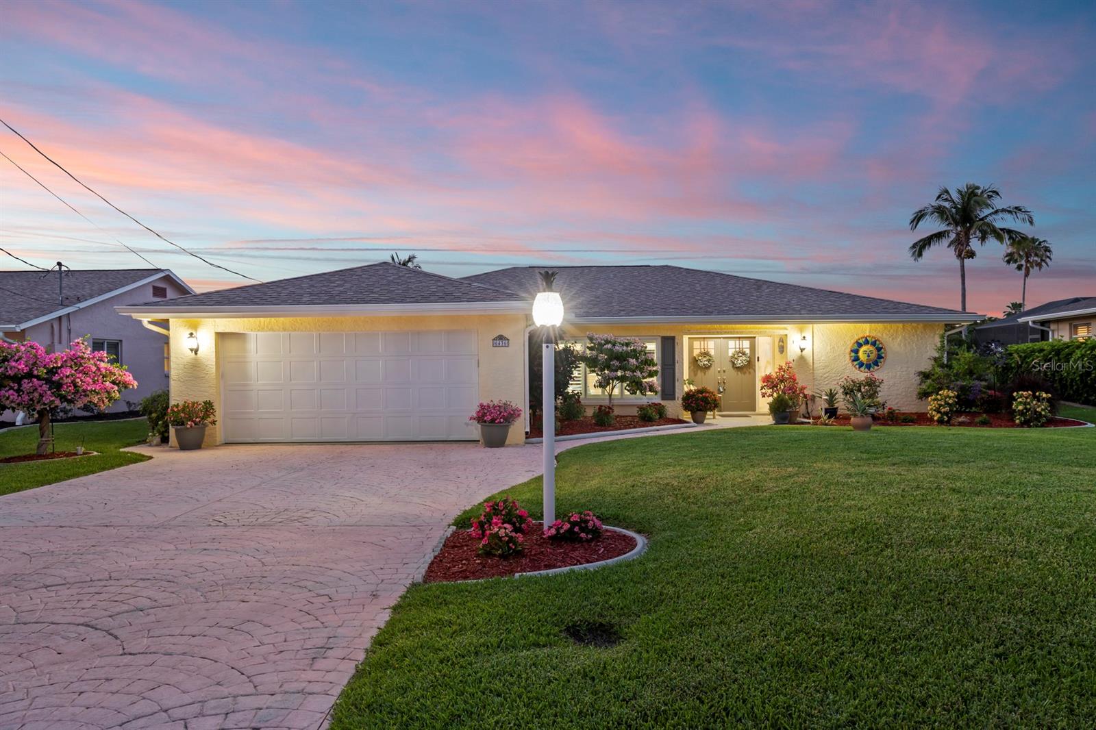 Details for 6436 Cocos Drive, FORT MYERS, FL 33908