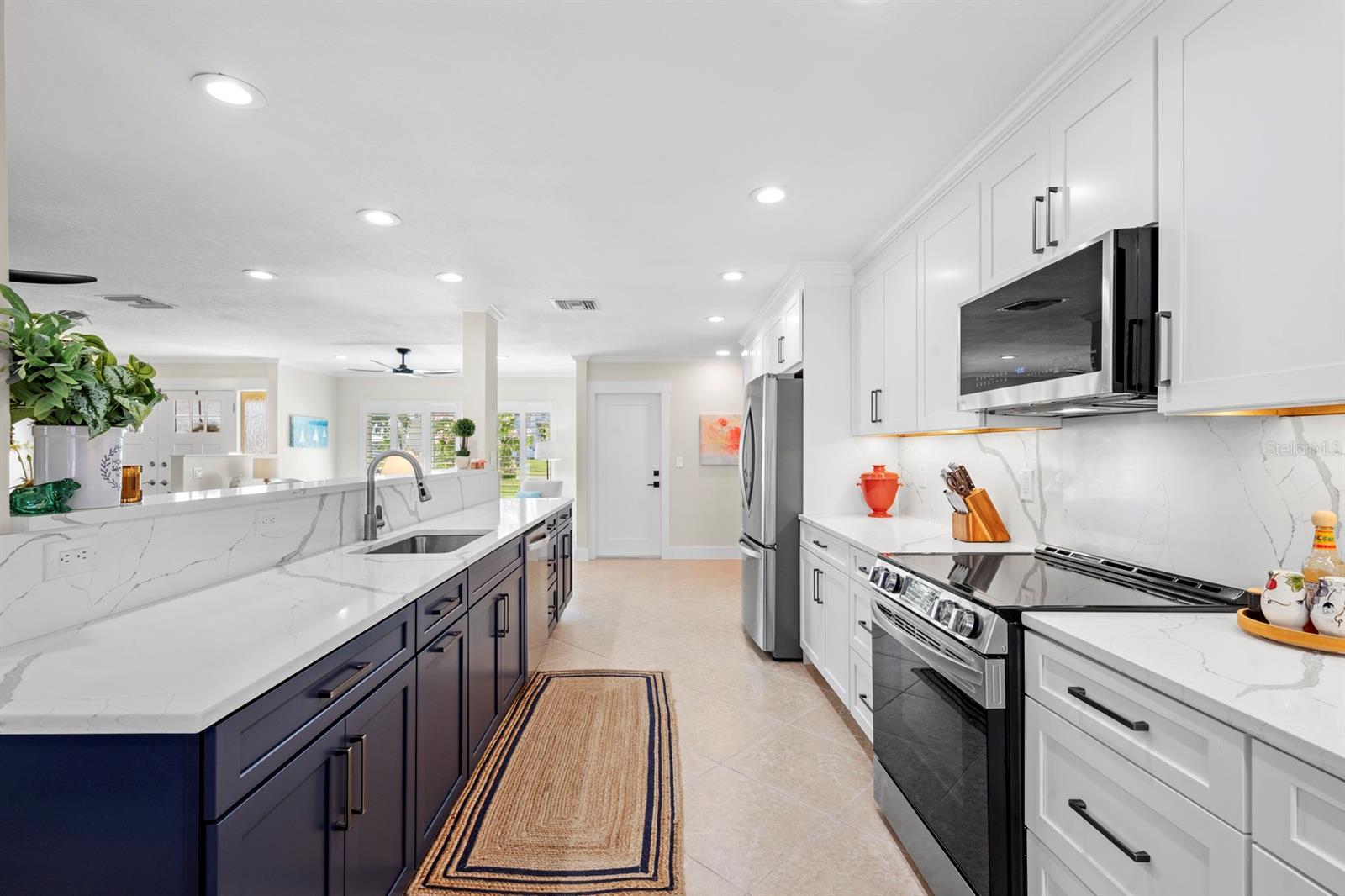 Image 21 of 63 For 6436 Cocos Drive