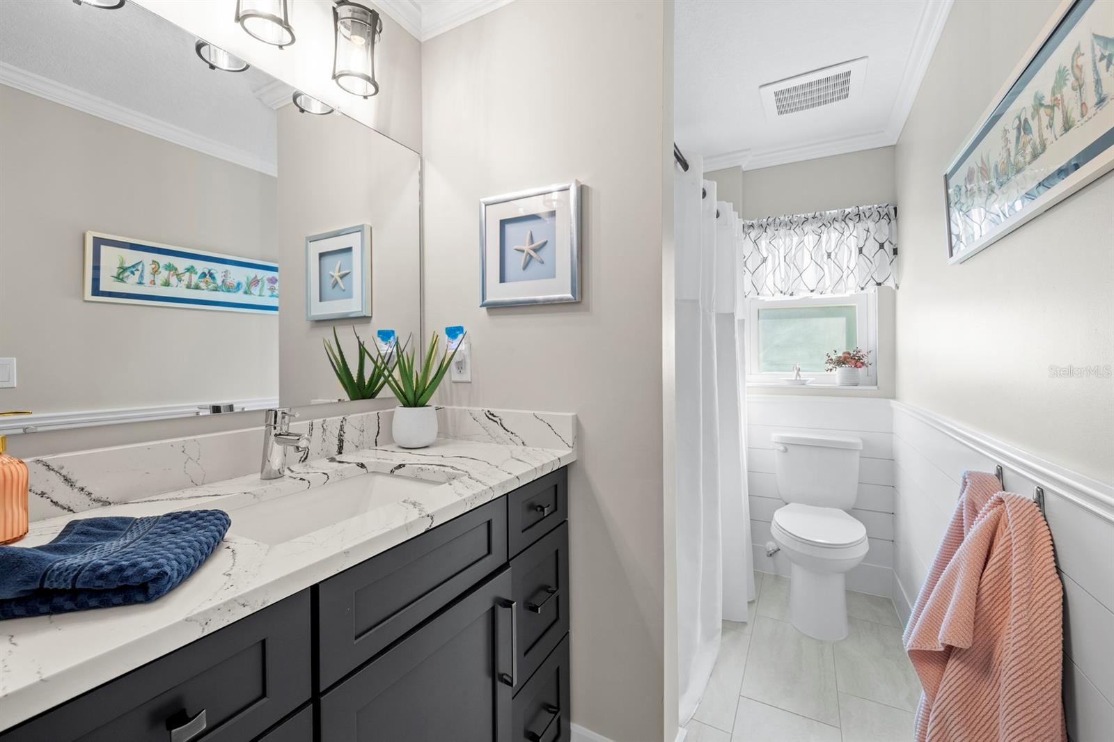 Image 36 of 63 For 6436 Cocos Drive
