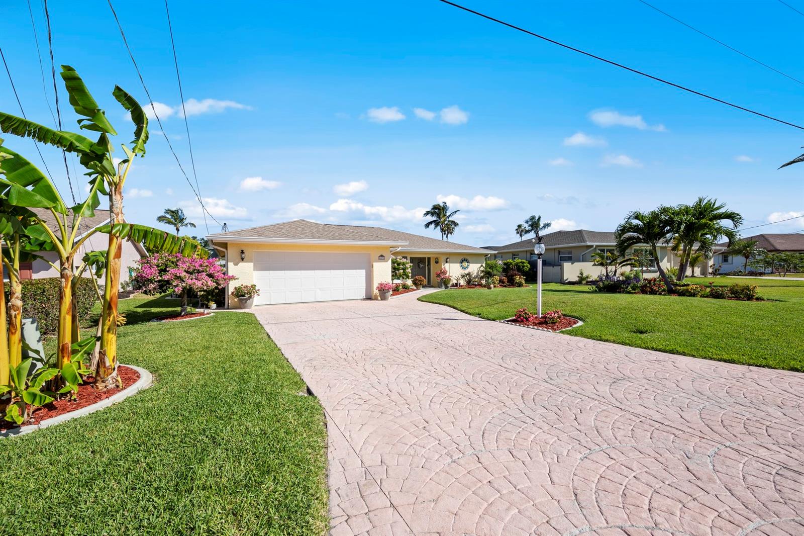 Image 4 of 63 For 6436 Cocos Drive