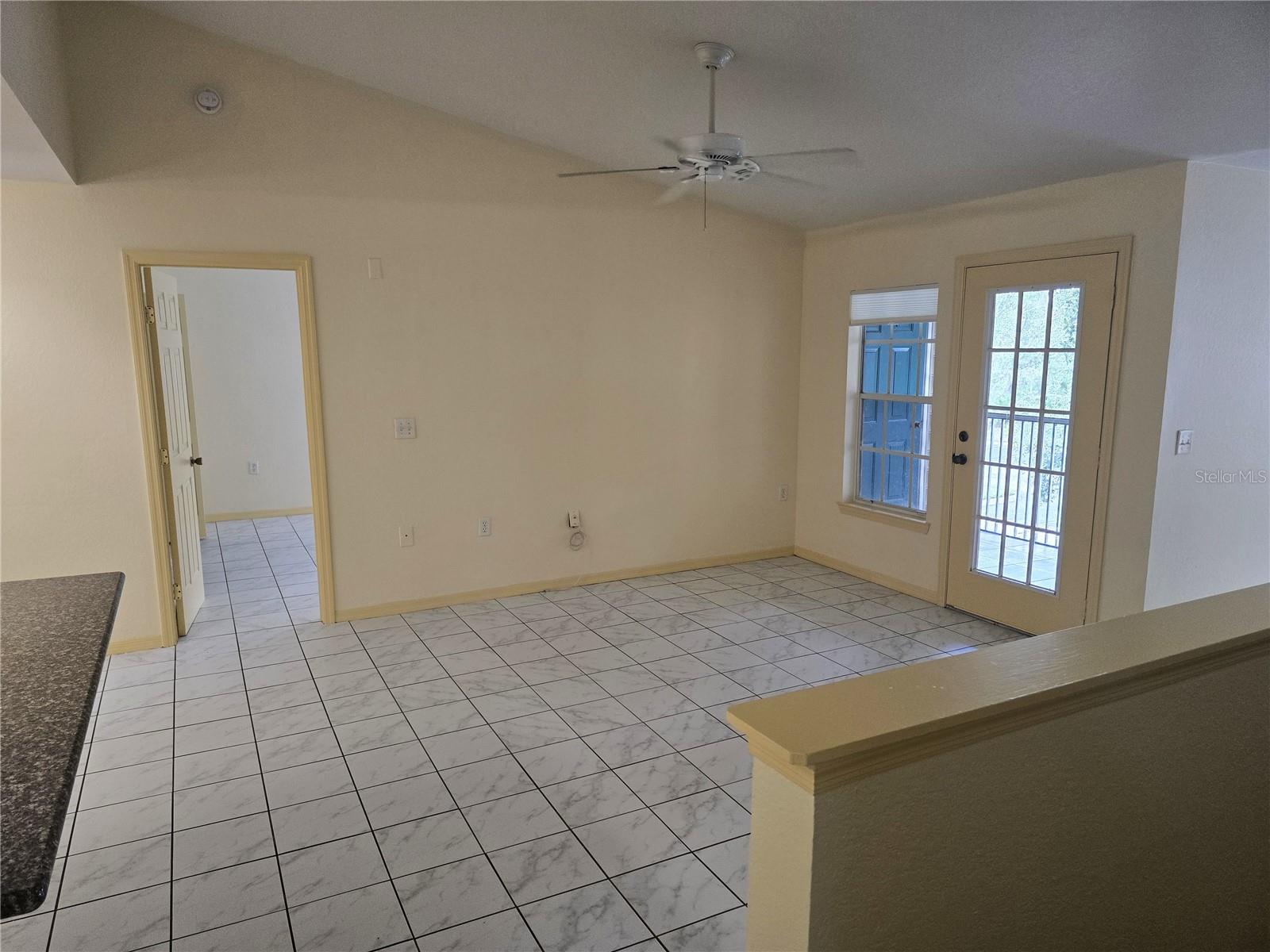 Image 12 of 56 For 7428 Vista Way 201