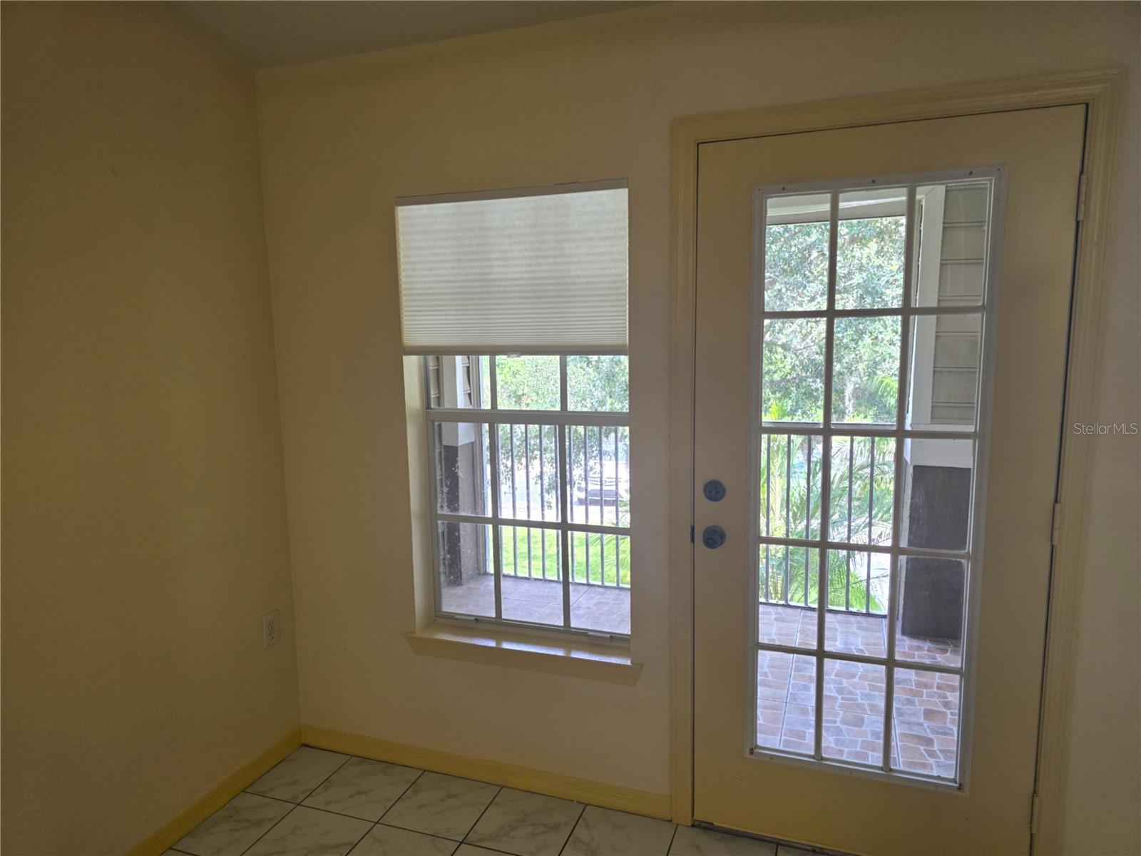 Image 18 of 56 For 7428 Vista Way 201