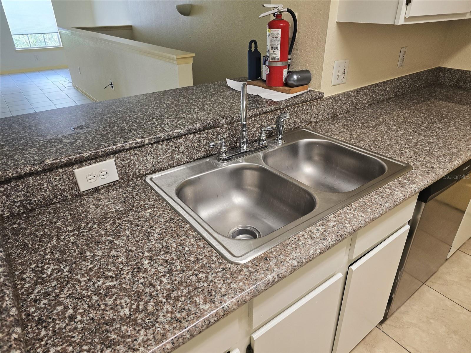 Image 30 of 56 For 7428 Vista Way 201